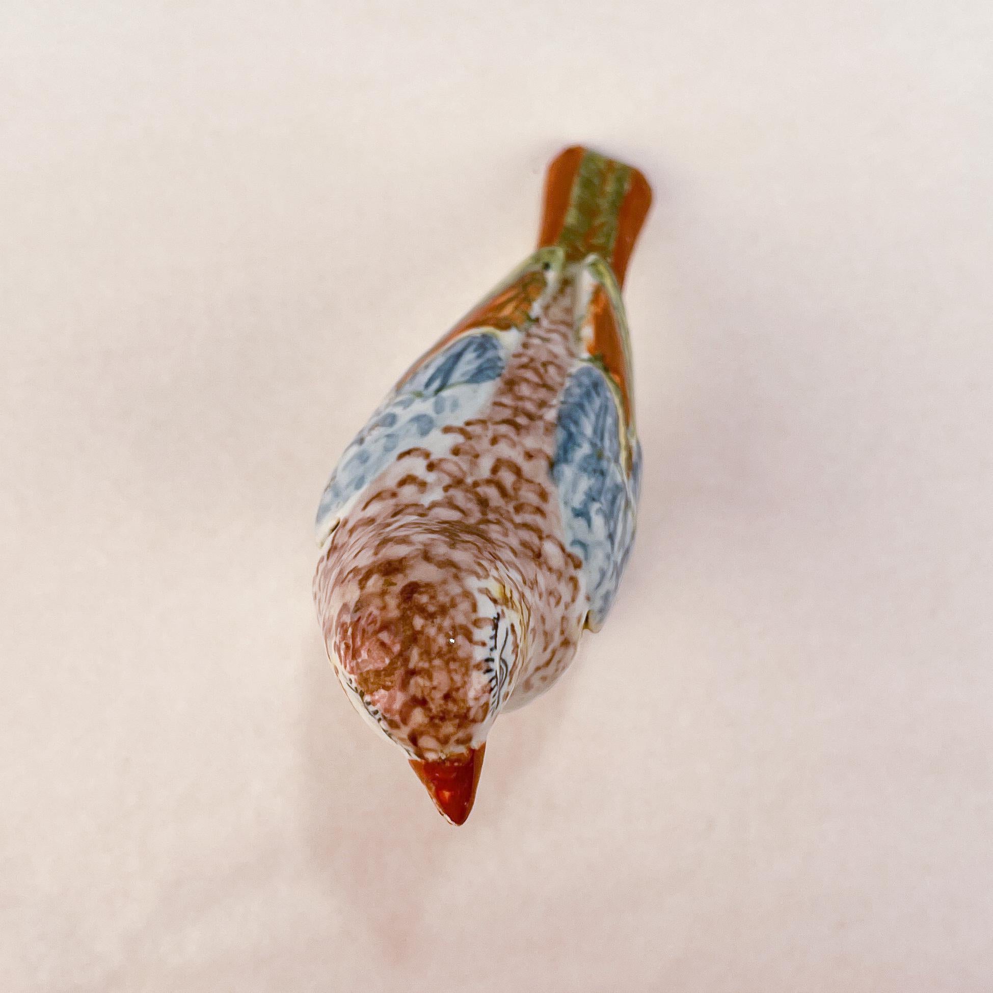 Antique Polychrome A Pennis Attributed Dutch Delft Pottery Bird Figurine / Model In Good Condition In Philadelphia, PA
