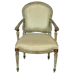 Fauteuil polychrome ancien en soie verte à rayures et empiècements en tissu