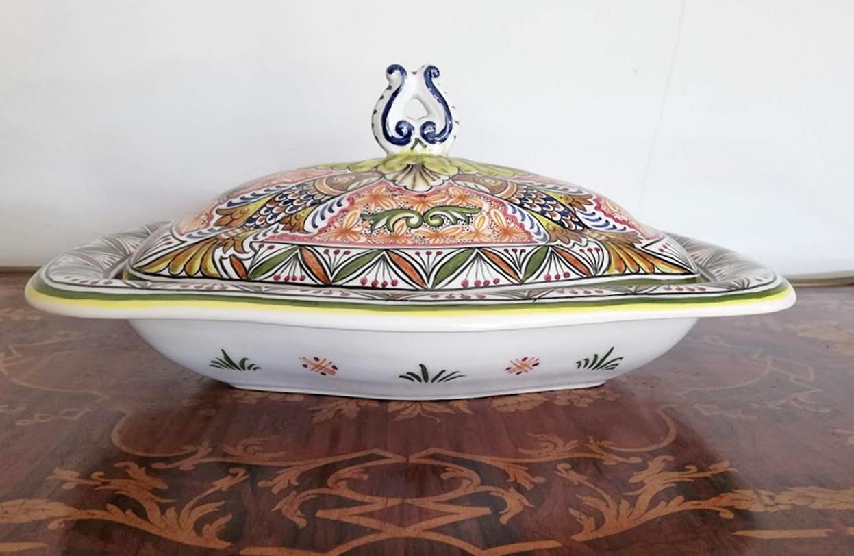 Hand-Painted Antique Polychrome Delft Hand Painted 17th Century Portuguese Ceramic Tureen/Lid For Sale