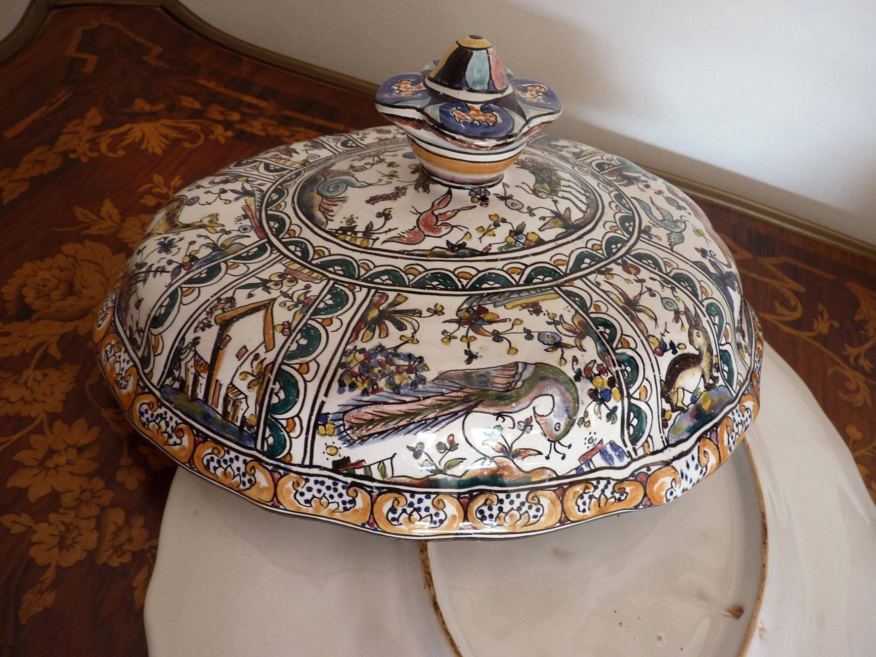 Mid-20th Century Antique Polychrome Delft Hand Painted 17th Century Portuguese Ceramic Tureen Lid For Sale