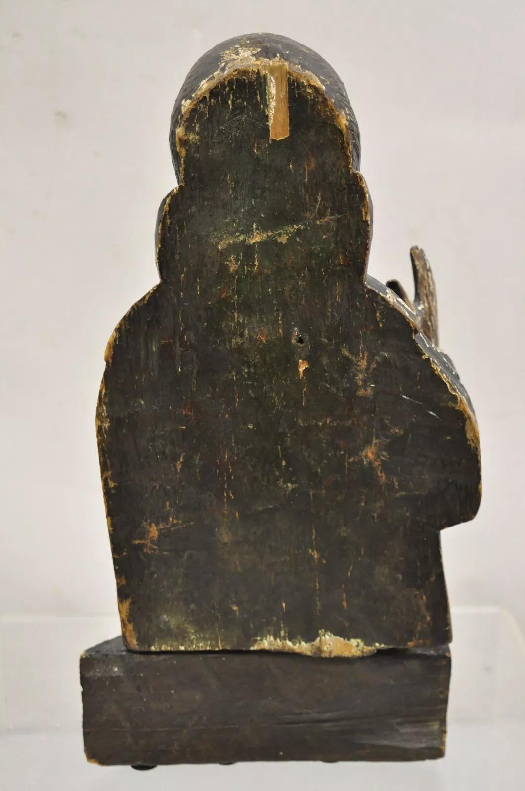 Antico sacerdote religioso spagnolo in legno intagliato e policromato, figura scultorea di 18 pollici in vendita 2