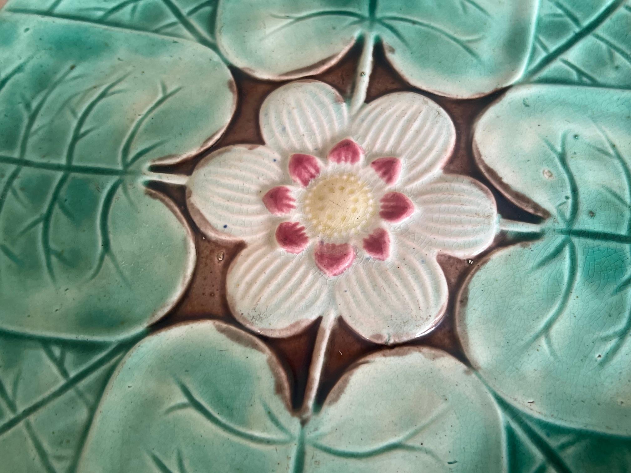 Antike Teichlilie, Heron Centerpiece Stand, um 1880 (Keramik) im Angebot