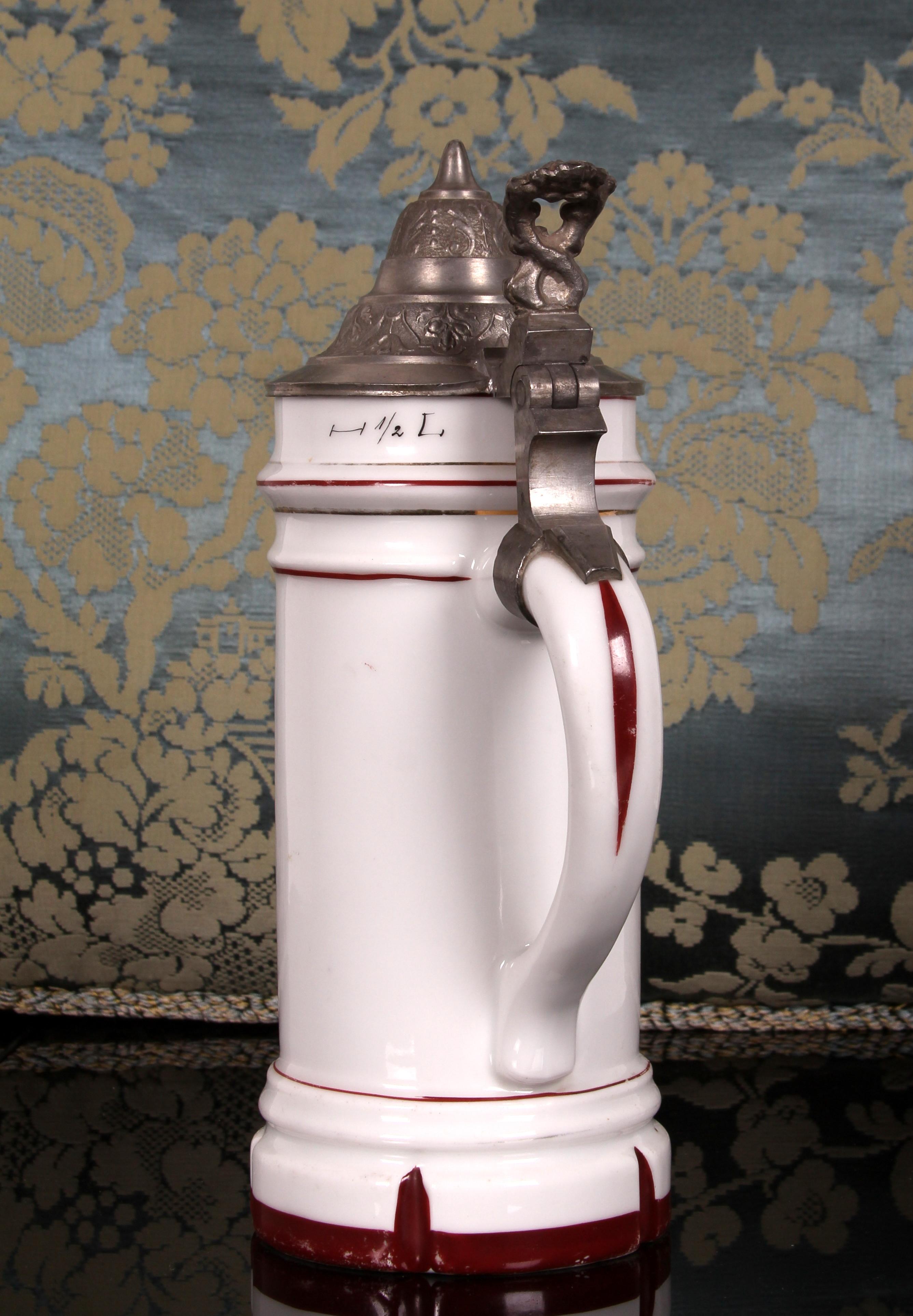 antique porcelain beer stein with pewter lid South German Historicism ar. 1870 For Sale 5
