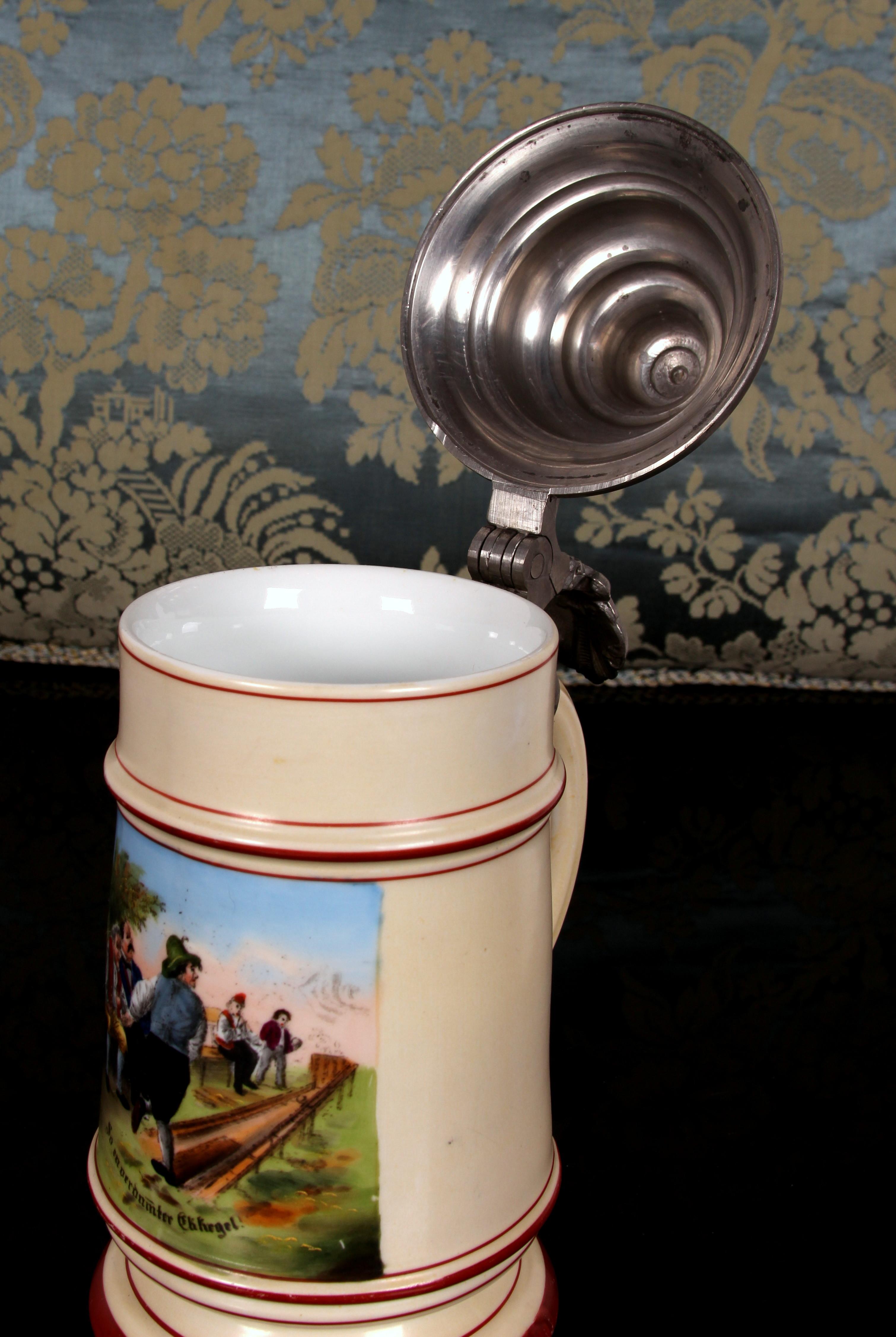 antique porcelain beer stein with pewter lid South German Historicism ar. 1870 For Sale 2