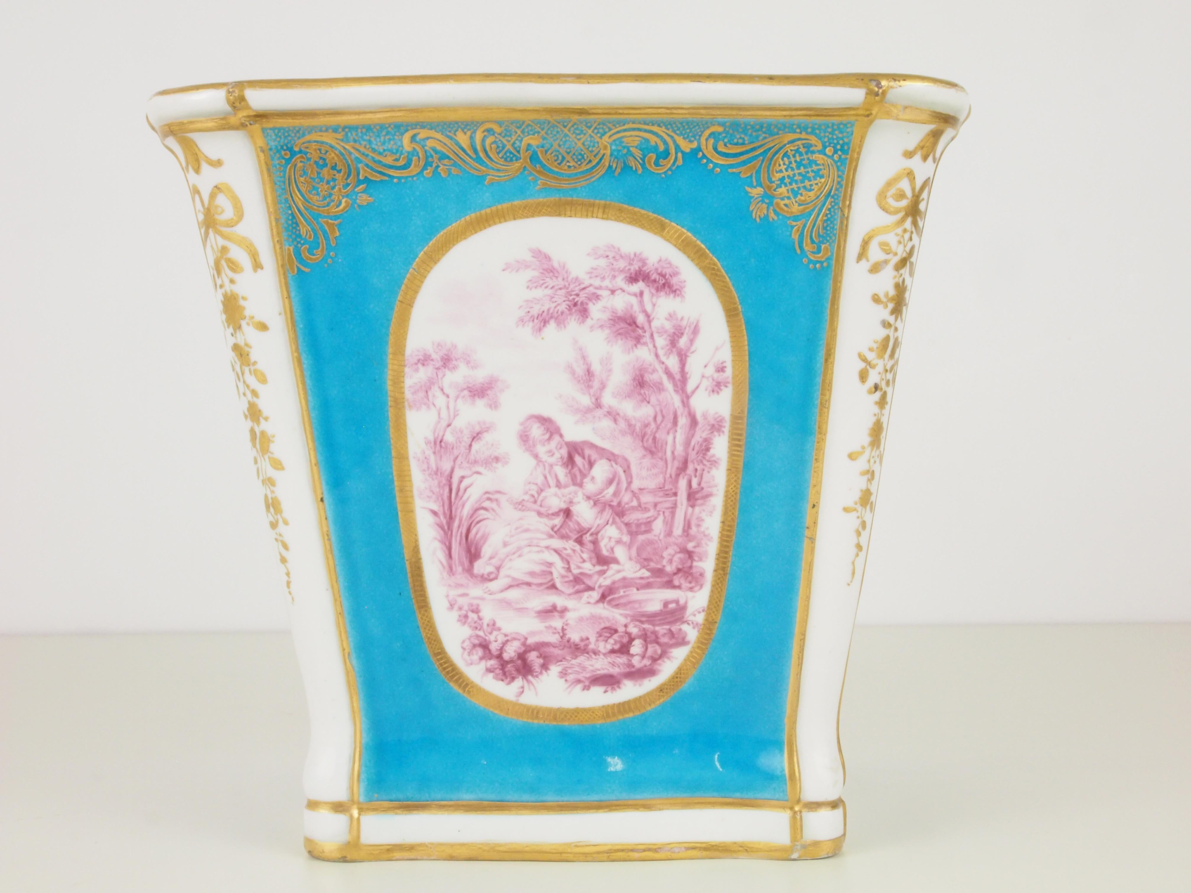 French Antique Porcelain Cache Pot in Sevres Celestial Blue Style For Sale