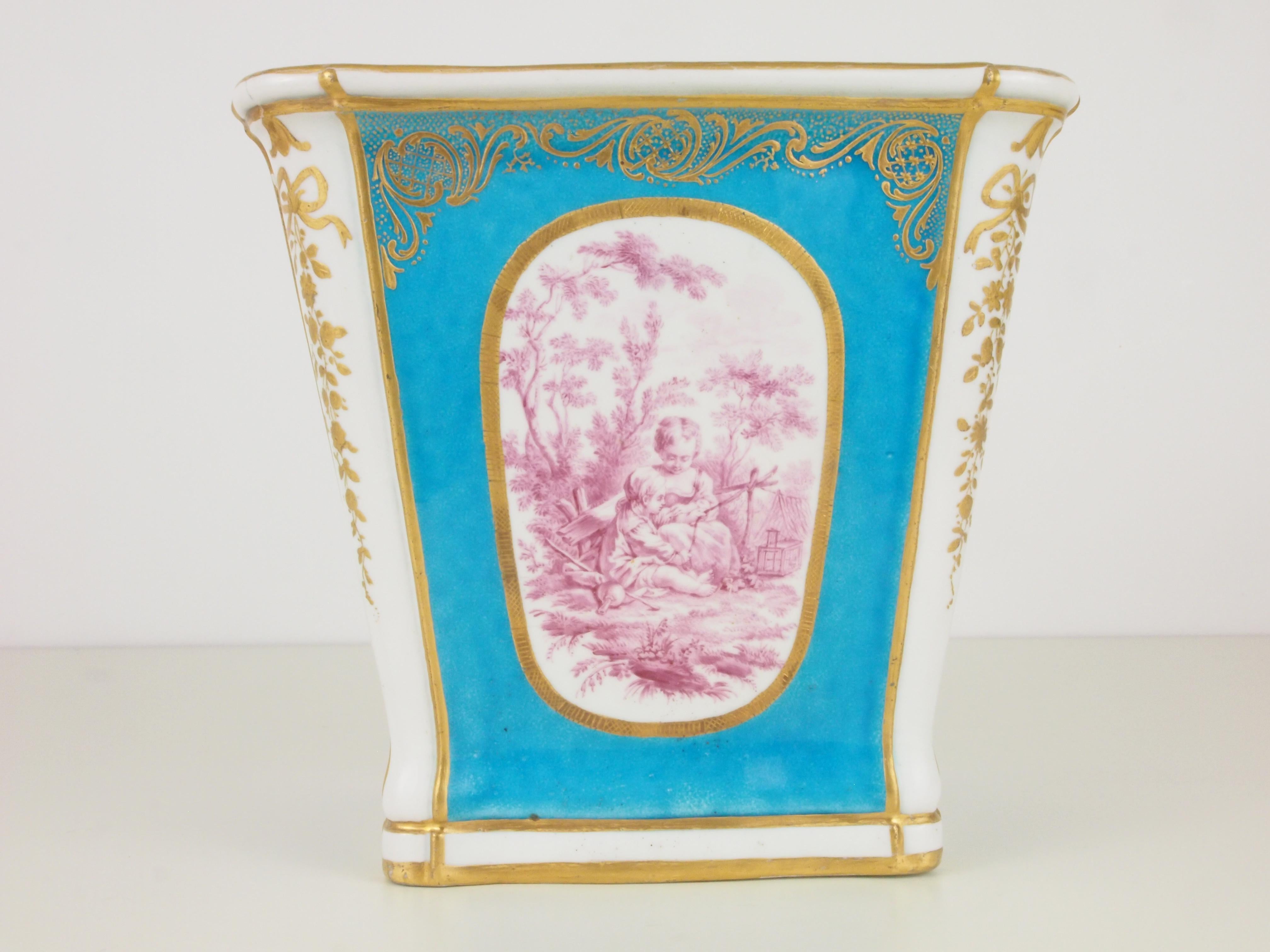 Hand-Painted Antique Porcelain Cache Pot in Sevres Celestial Blue Style For Sale