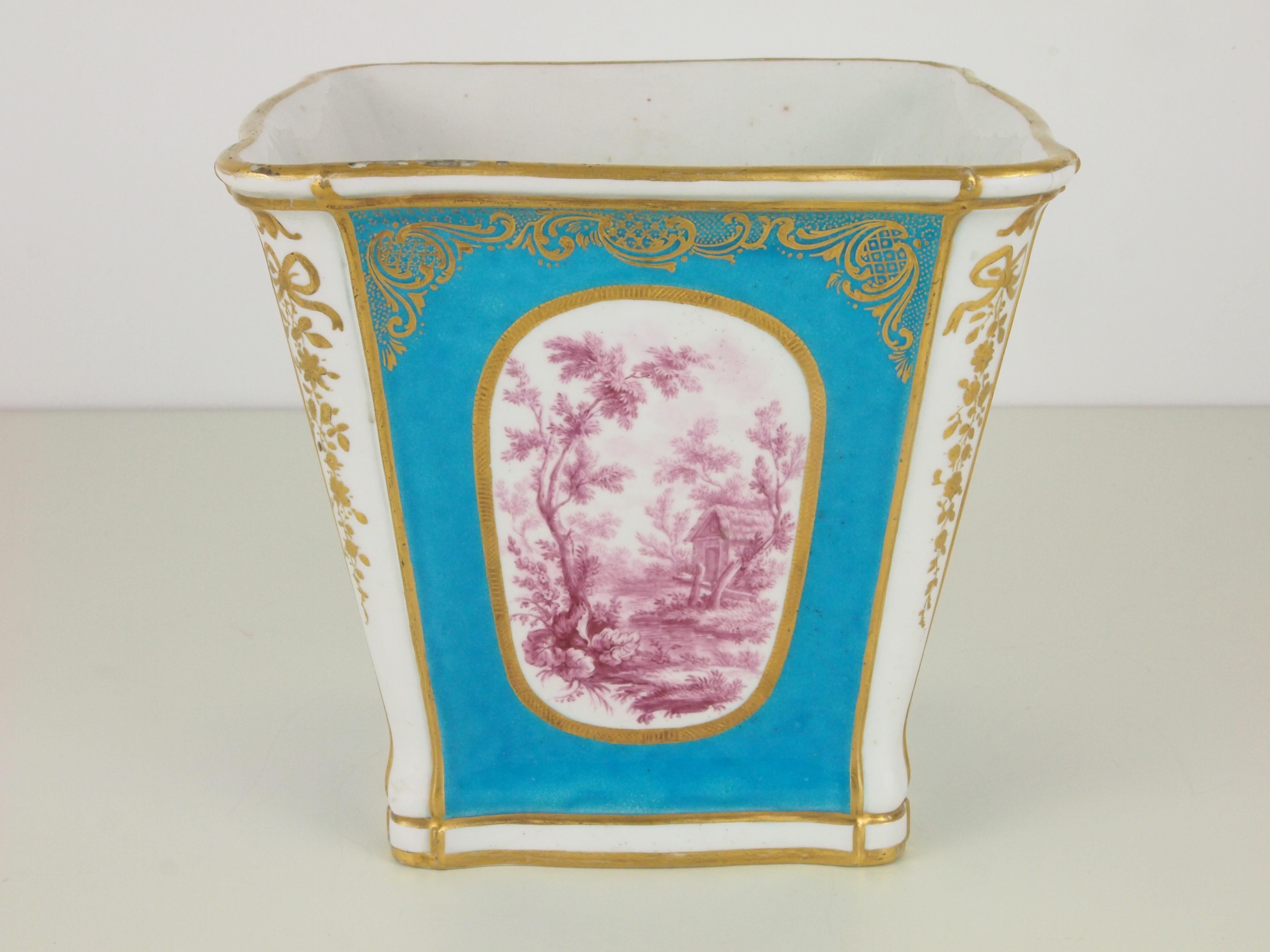Antique Porcelain Cache Pot in Sevres Celestial Blue Style For Sale 1