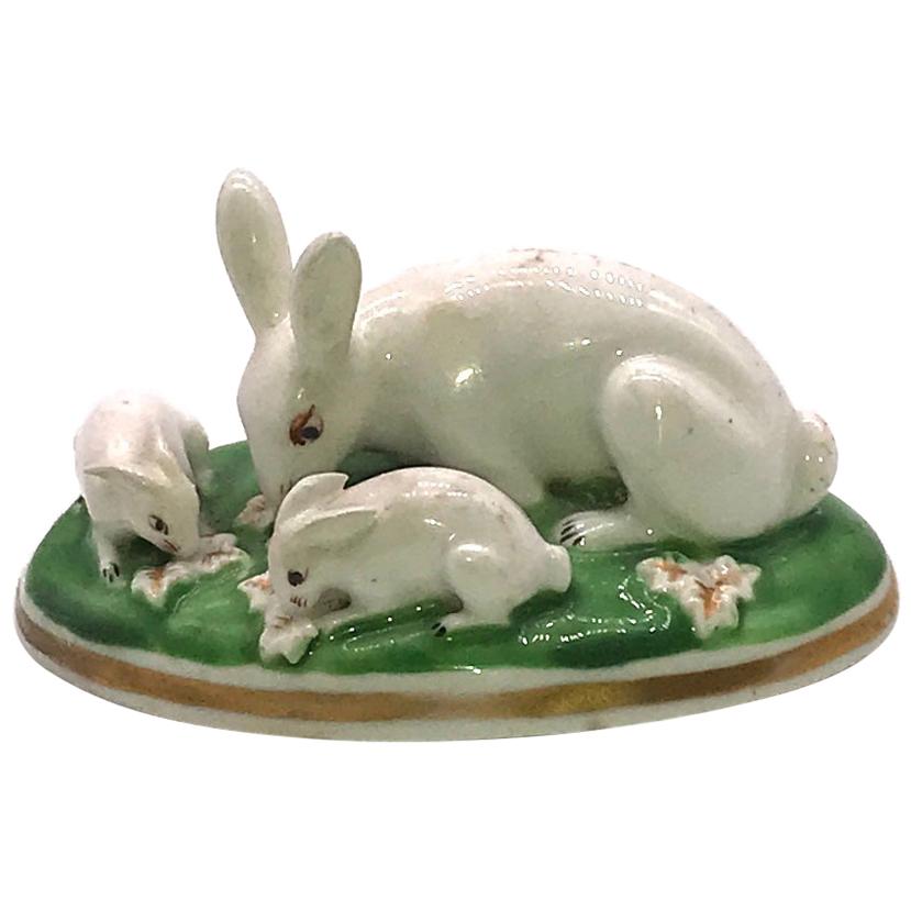 Antike Chamberlain Worcester-Porzellan-Spielzeug Kaninchen aus Porzellan, um 1820