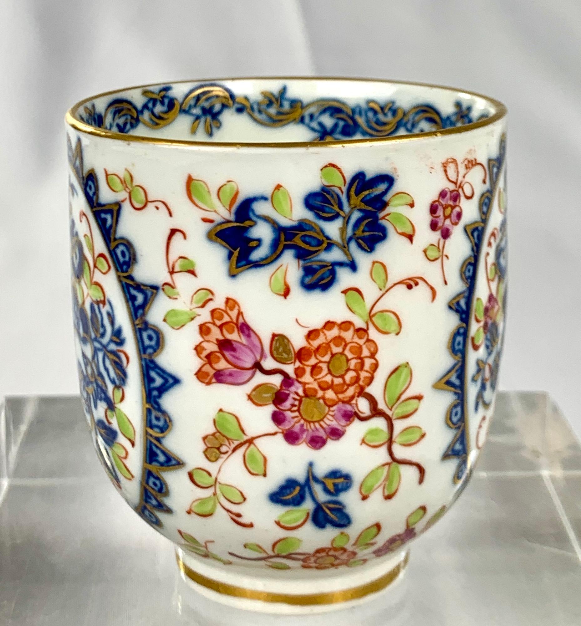 Antike Porzellanschale und Untertasse aus der ersten Periode Worcester 18. Jahrhundert, um 1775 im Angebot 4