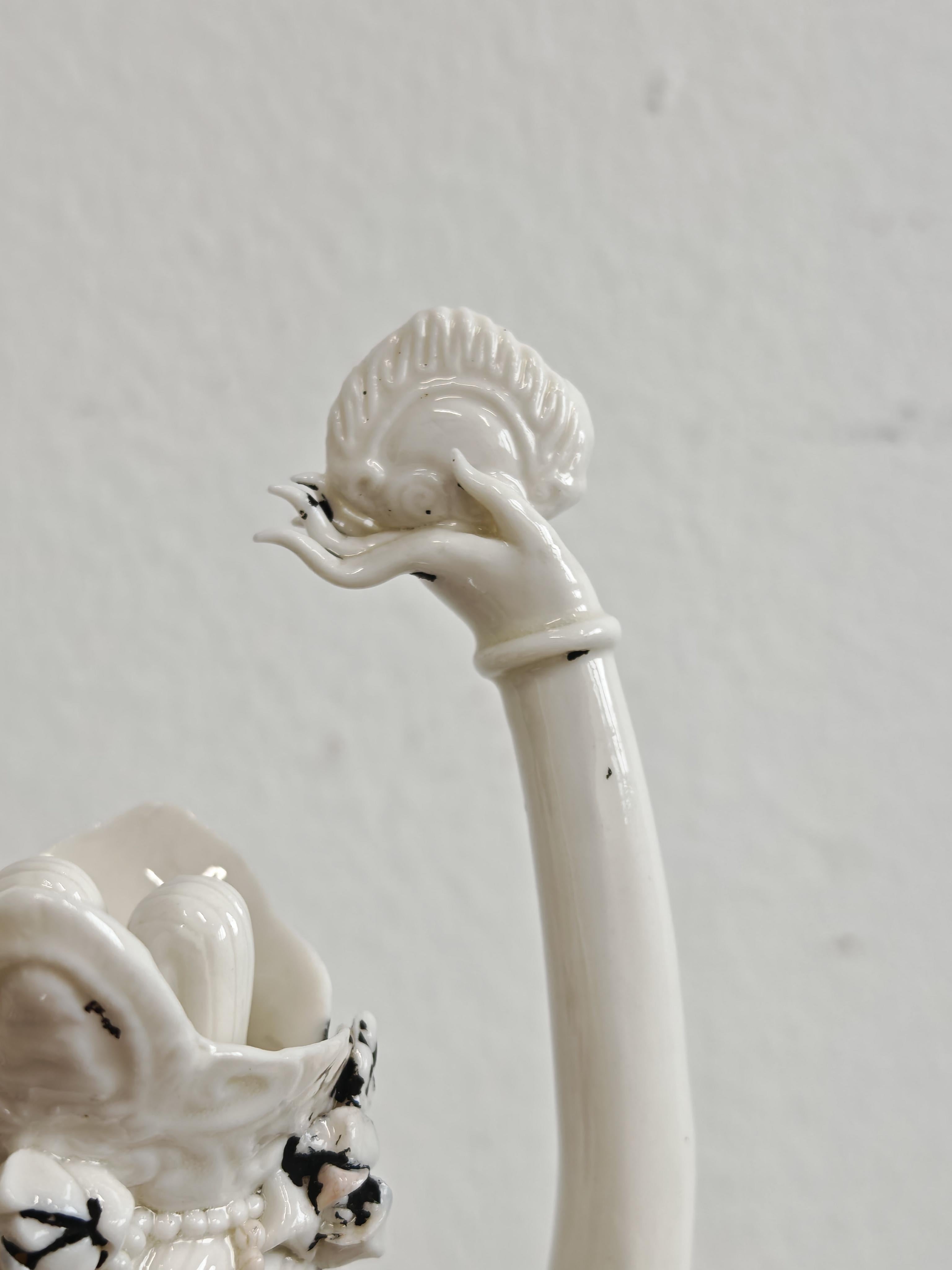 Antike Porzellanfigur von Guanyin, China 19. Jahrhundert im Angebot 8