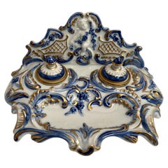 Antiguo Tintero de Porcelana Francia Principios 1900 Relieve Acentos Dorados Pintado a Mano