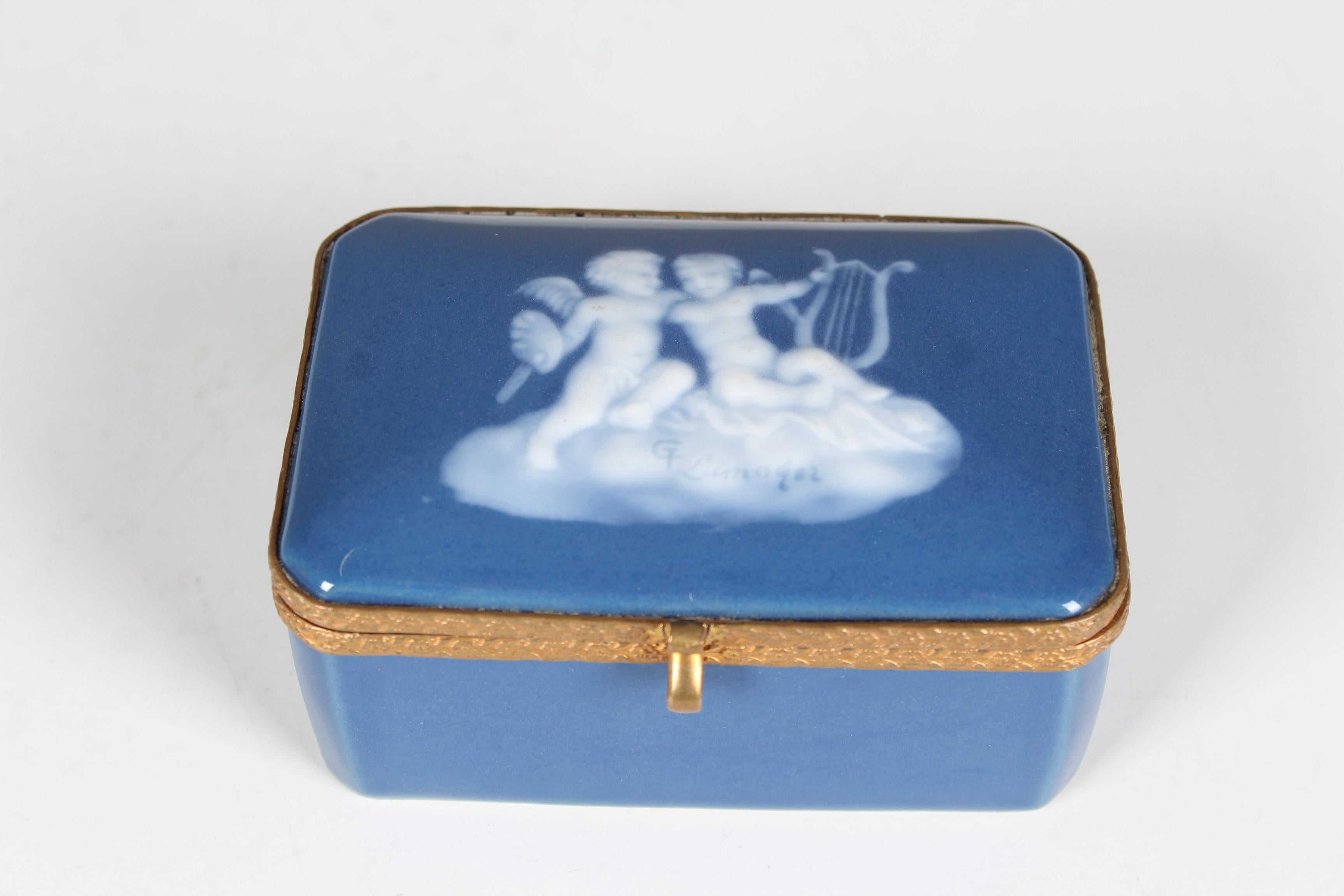 Boîte à bijoux ancienne en porcelaine, Limoges, France, vers 1880 en vente 3