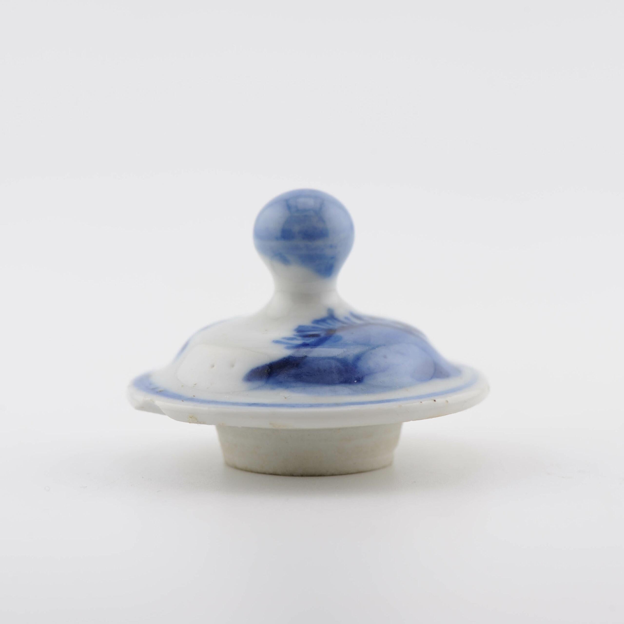 Ancien couvercle en porcelaine bleu et blanc de la période Qing Bon état - En vente à Amsterdam, Noord Holland