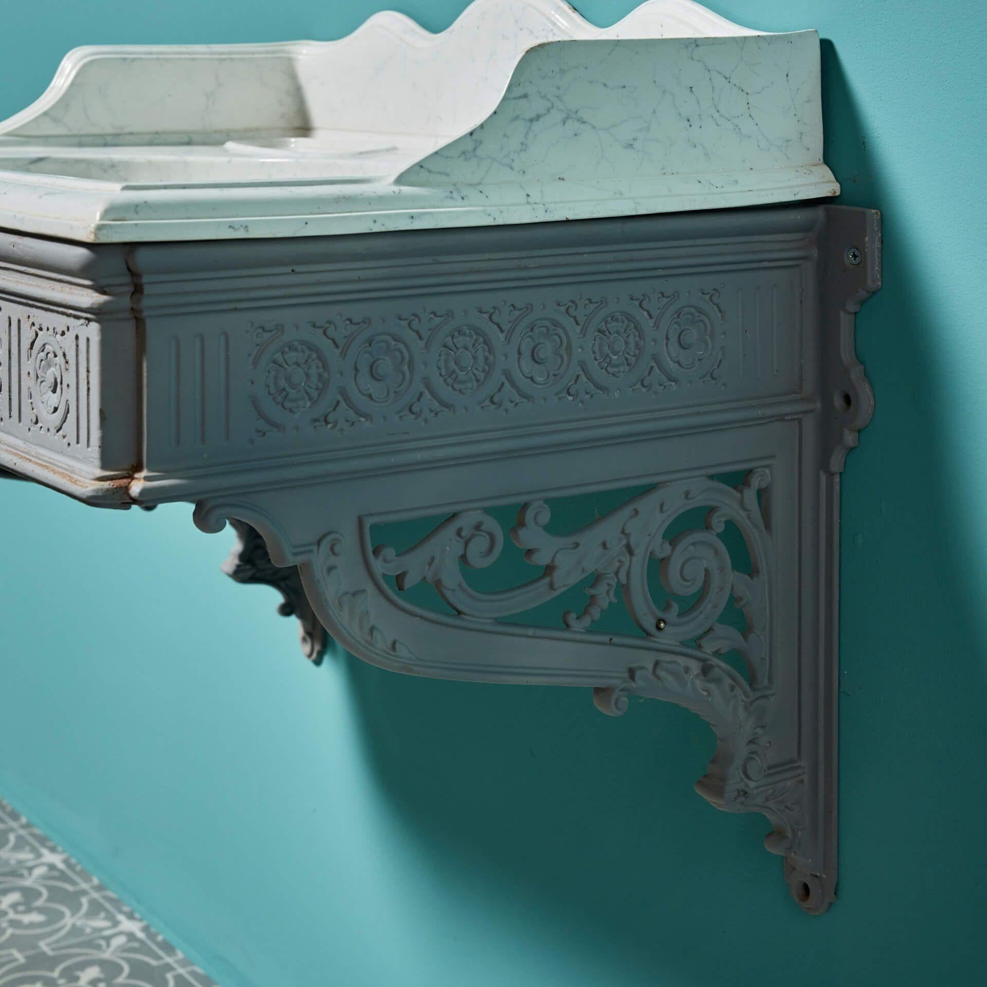 Lavabo de porcelana antigua efecto mármol con soporte en venta 3