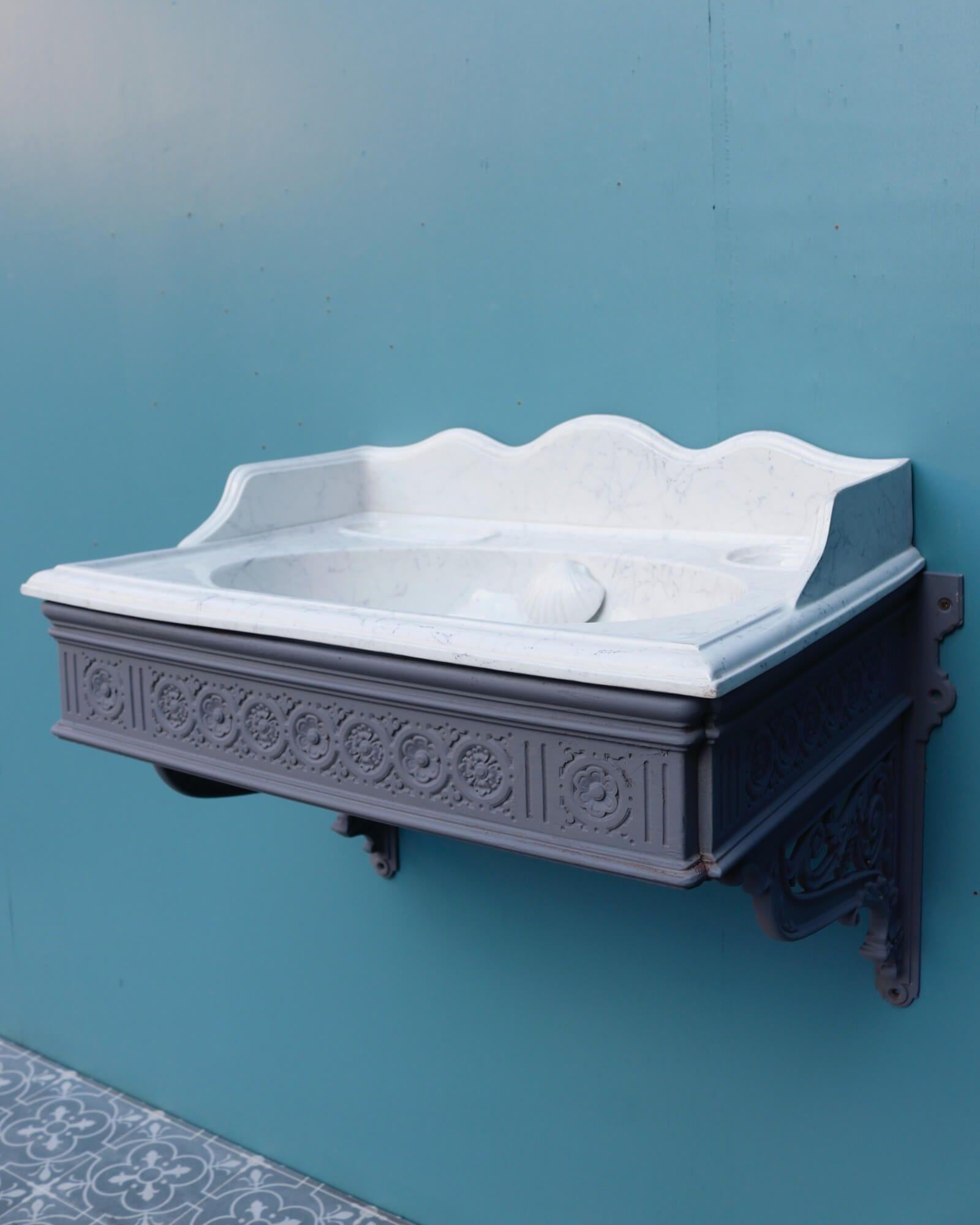 19th Century Antique Porcelain Marble Effect Basin with Bracket For Sale