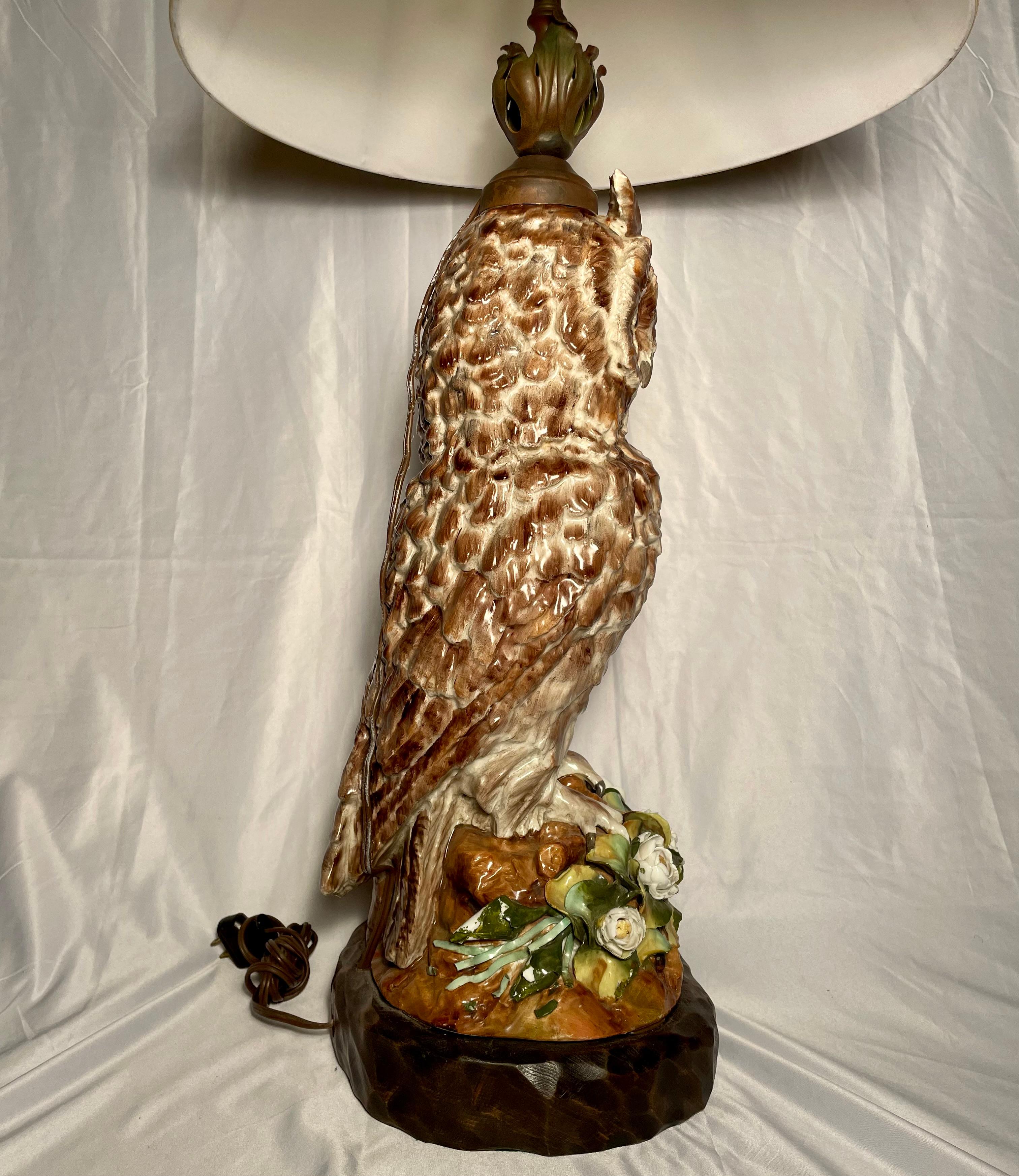 Lampe hibou antique en porcelaine Bon état - En vente à New Orleans, LA