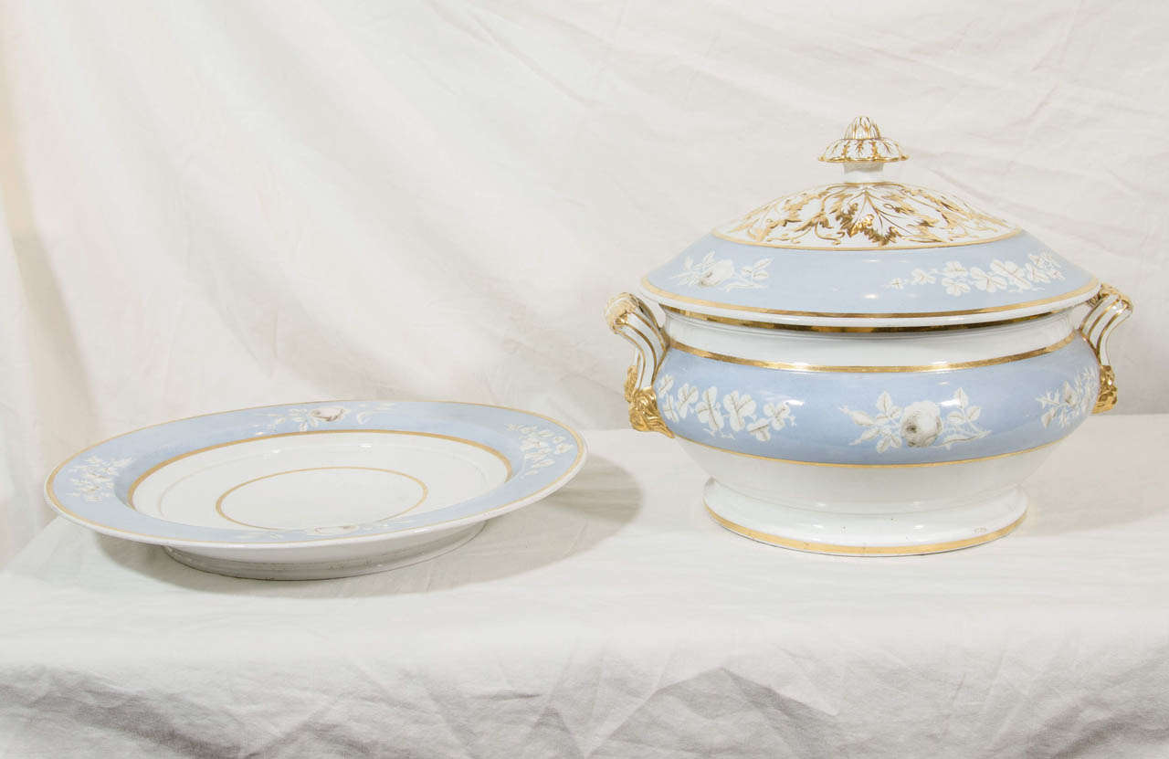 English Antique Worcester Porcelain Soup Tureen Painted Baby Blue Circa 1820
