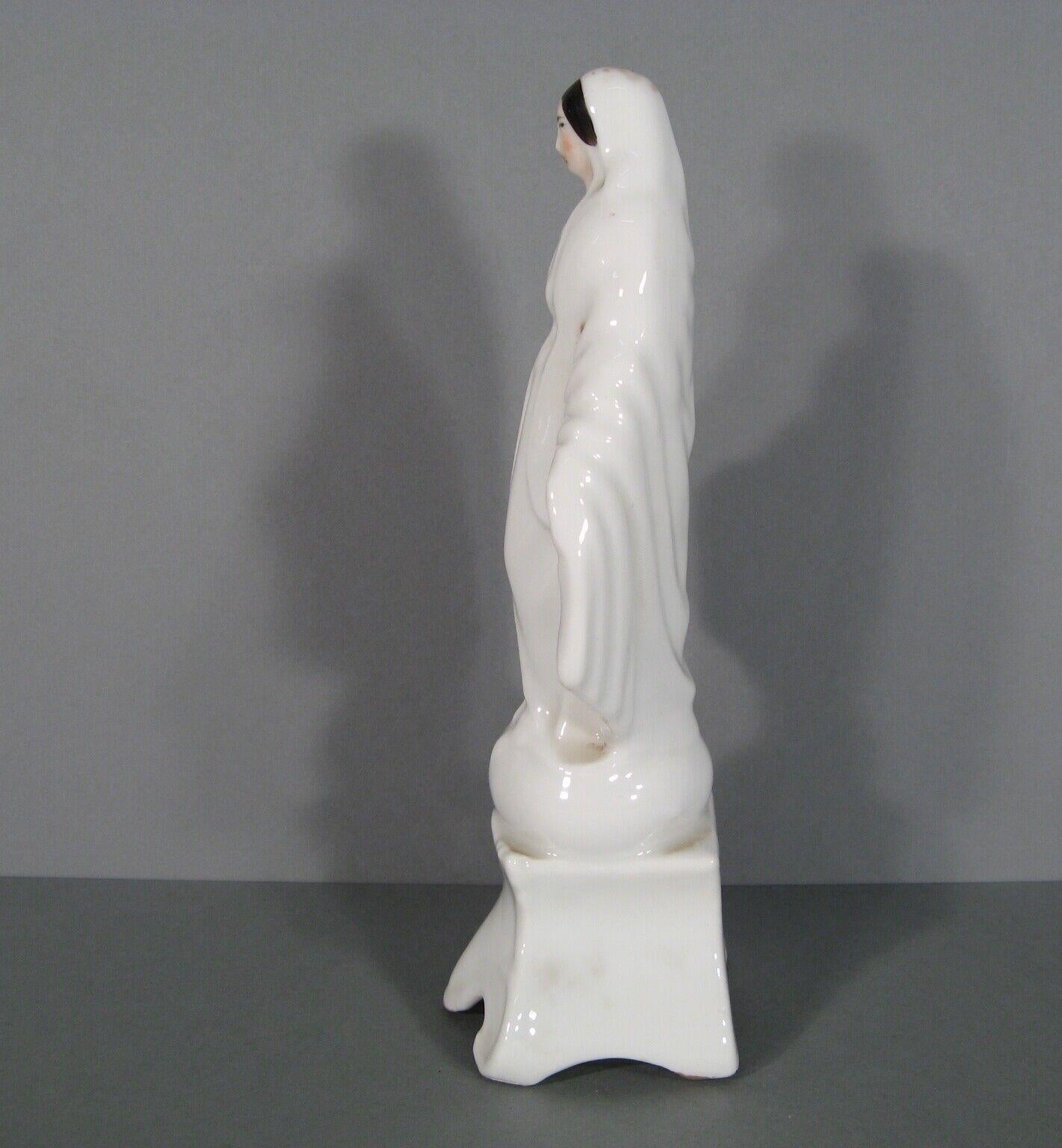 Antique Porcelain Statue of the Virgin Mary from Paris 19th century - 1Y123 2