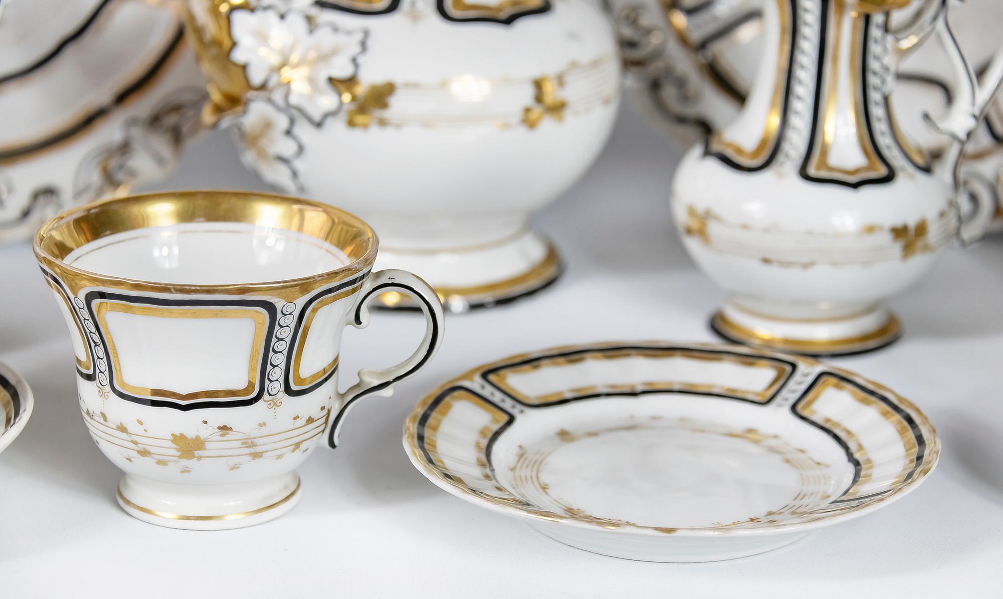 19th Century Antique Porcelain Tea Set for 11 Person by Carl Tielsch For Sale