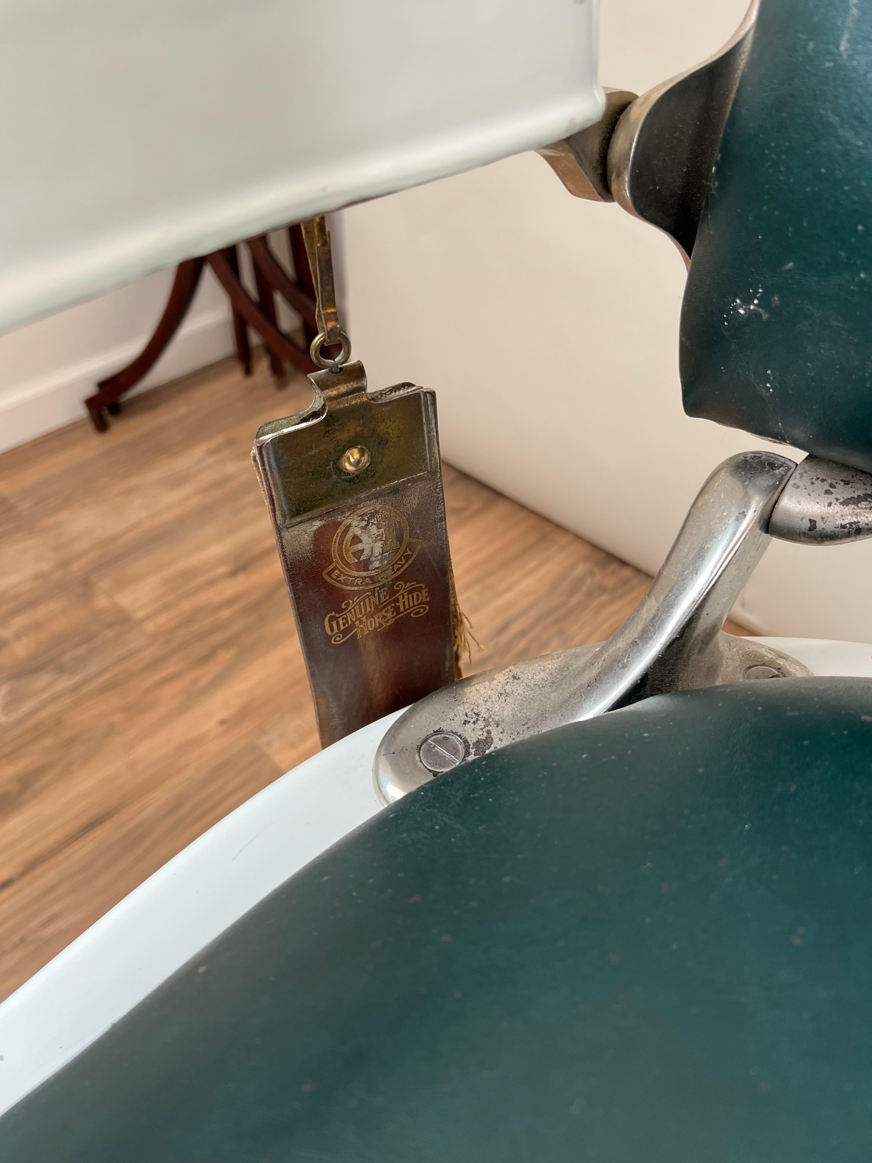 Antique Porcelain Theo A Kochs, Chicago Barber Chair c. 1920 For Sale 1