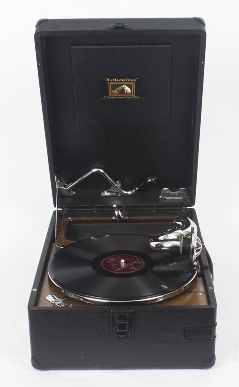 Antique Portable HMV Gramophone, Mod 102 and Disc Carrier, 1934 8