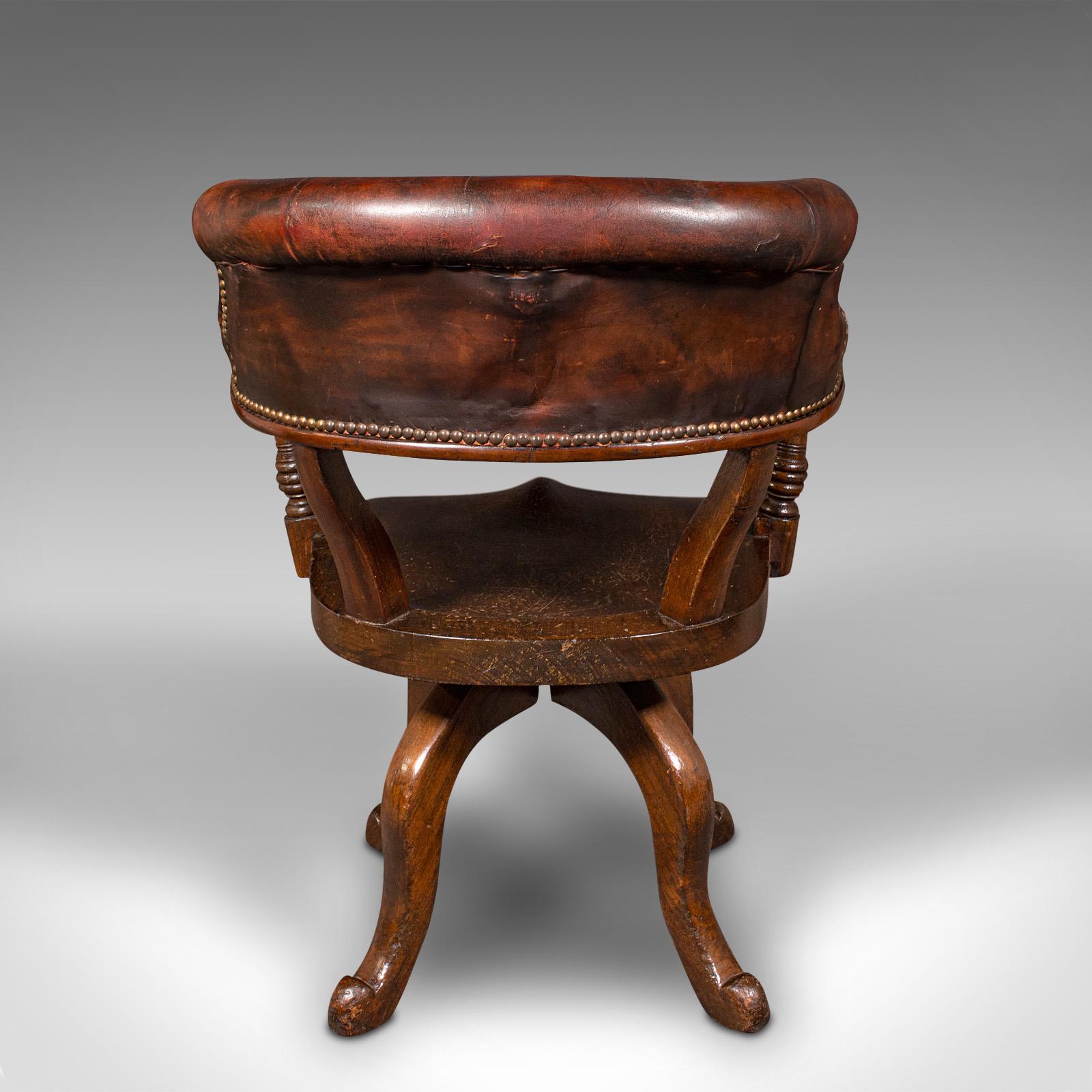 Britannique Ancienne chaise de salle Porter, anglaise, cuir, siège de bureau rotatif, victorienne, 1880 en vente