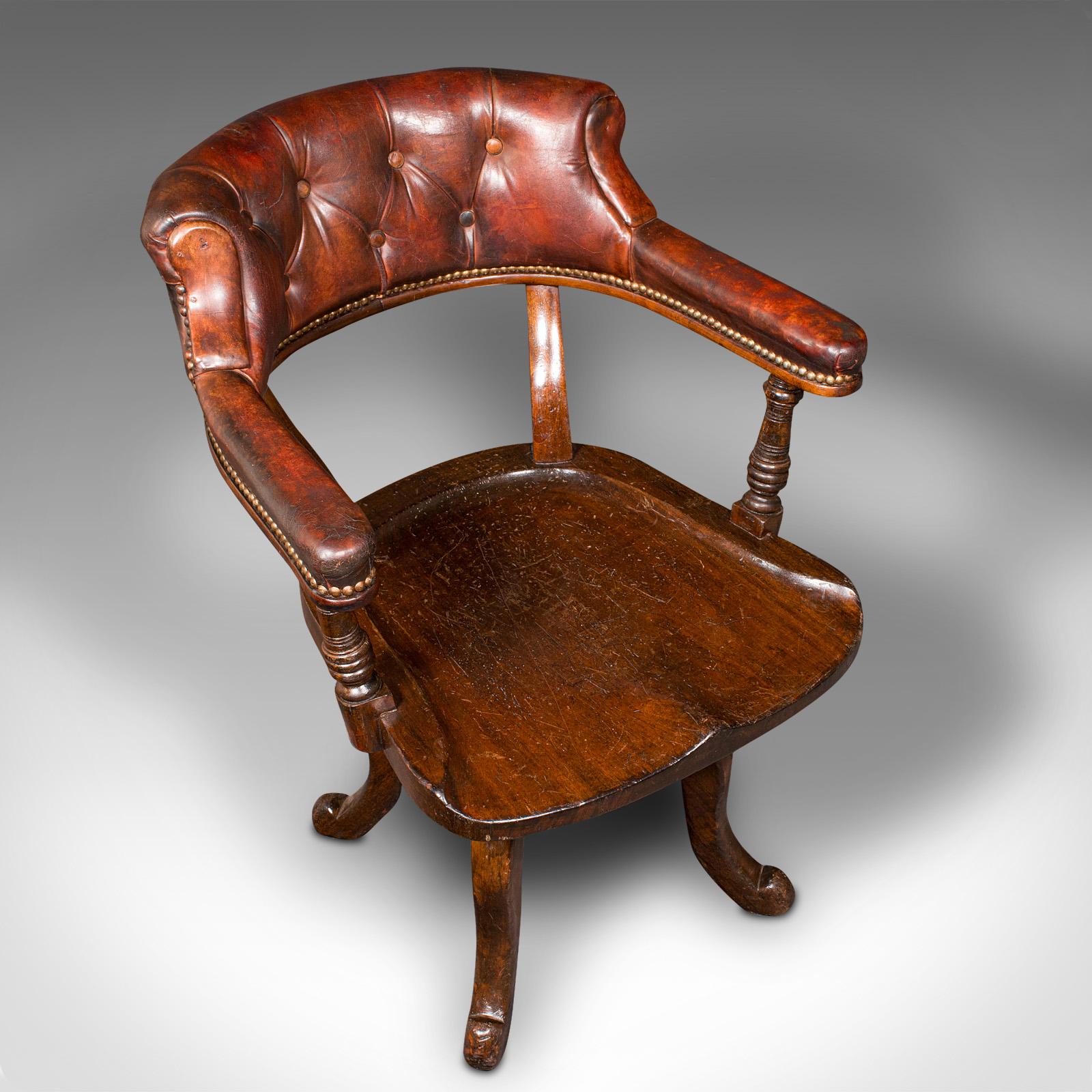 Cuir Ancienne chaise de salle Porter, anglaise, cuir, siège de bureau rotatif, victorienne, 1880 en vente