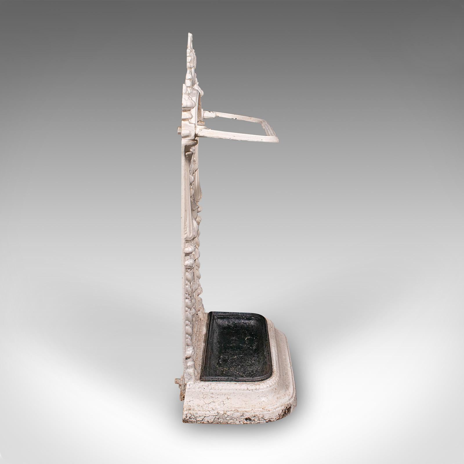 Antiker Portico Stick Stand, Englisch, Gusseisen, Halle, Umbrella Loop, Viktorianisch (Spätviktorianisch) im Angebot