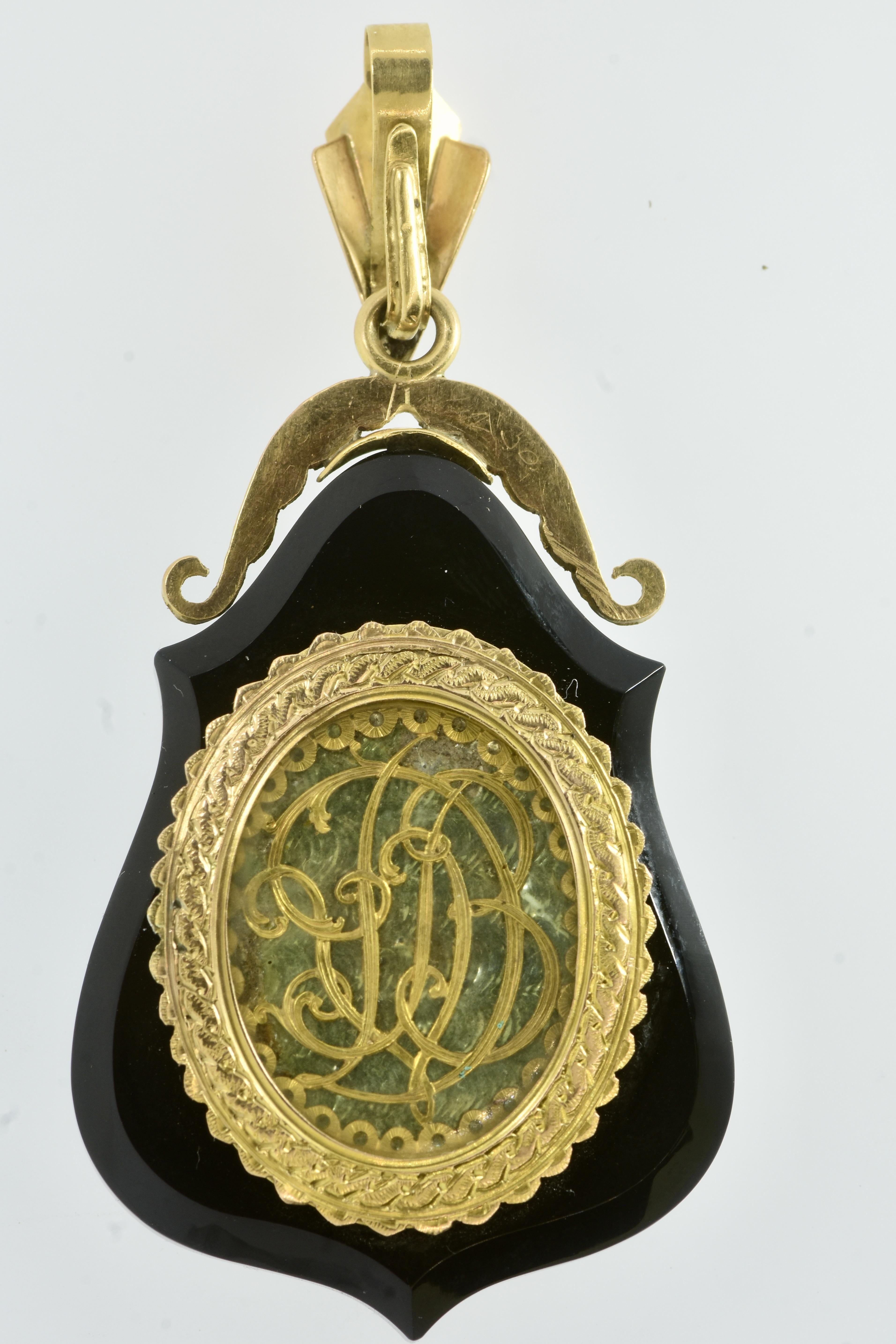 Antique Portrait Enamel, Gold and Rose cut Diamond locket Pendant, c. 1860 In Excellent Condition For Sale In Aspen, CO