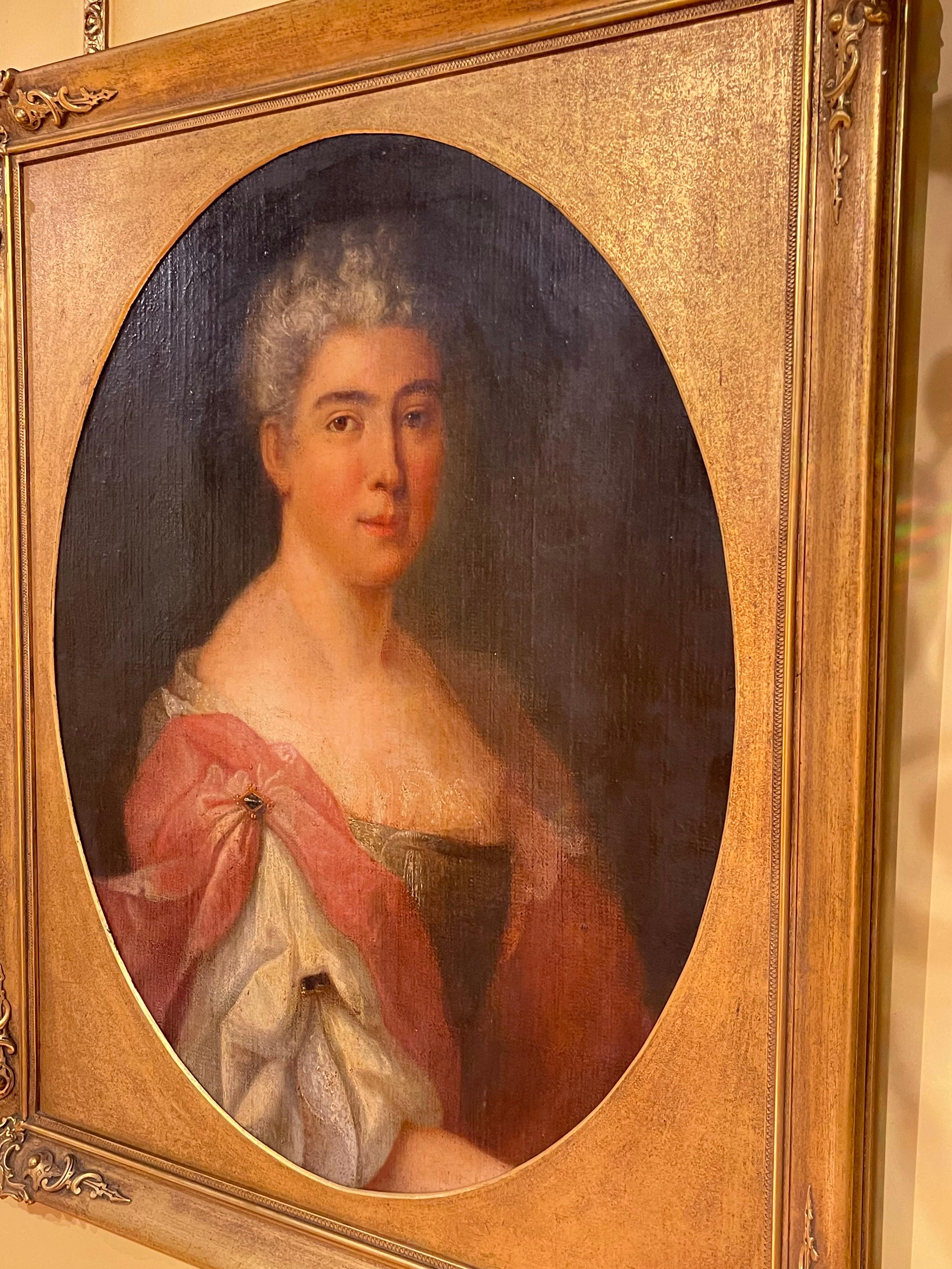 Antique Portrait / Oil Painting of a Noblewoman, France 18th Century In Good Condition For Sale In Berlin, DE