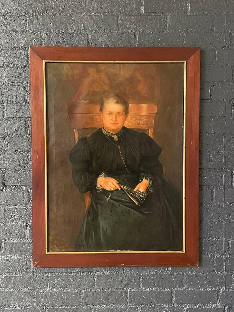 Condition: Original Vintage Condition 

Materials: Oil On Canvas, Wood Frame
Style: Portrait