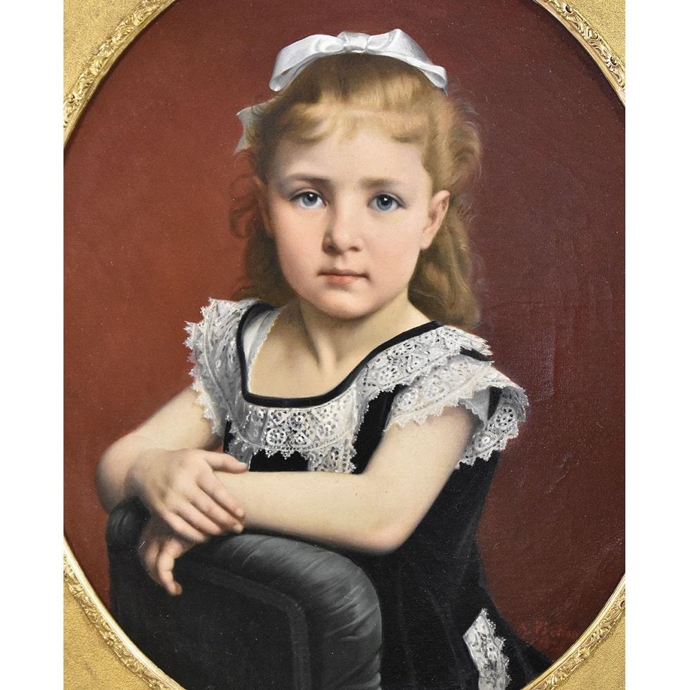This is a antique portrait Artwork, Antique Portraits proposes a beautiful Young Girl with a
white bow on her head and an elegant dress, a 19th century oil painting on canvas, oval in shape. 

Ancient portraits of a Lady, a young woman painted in