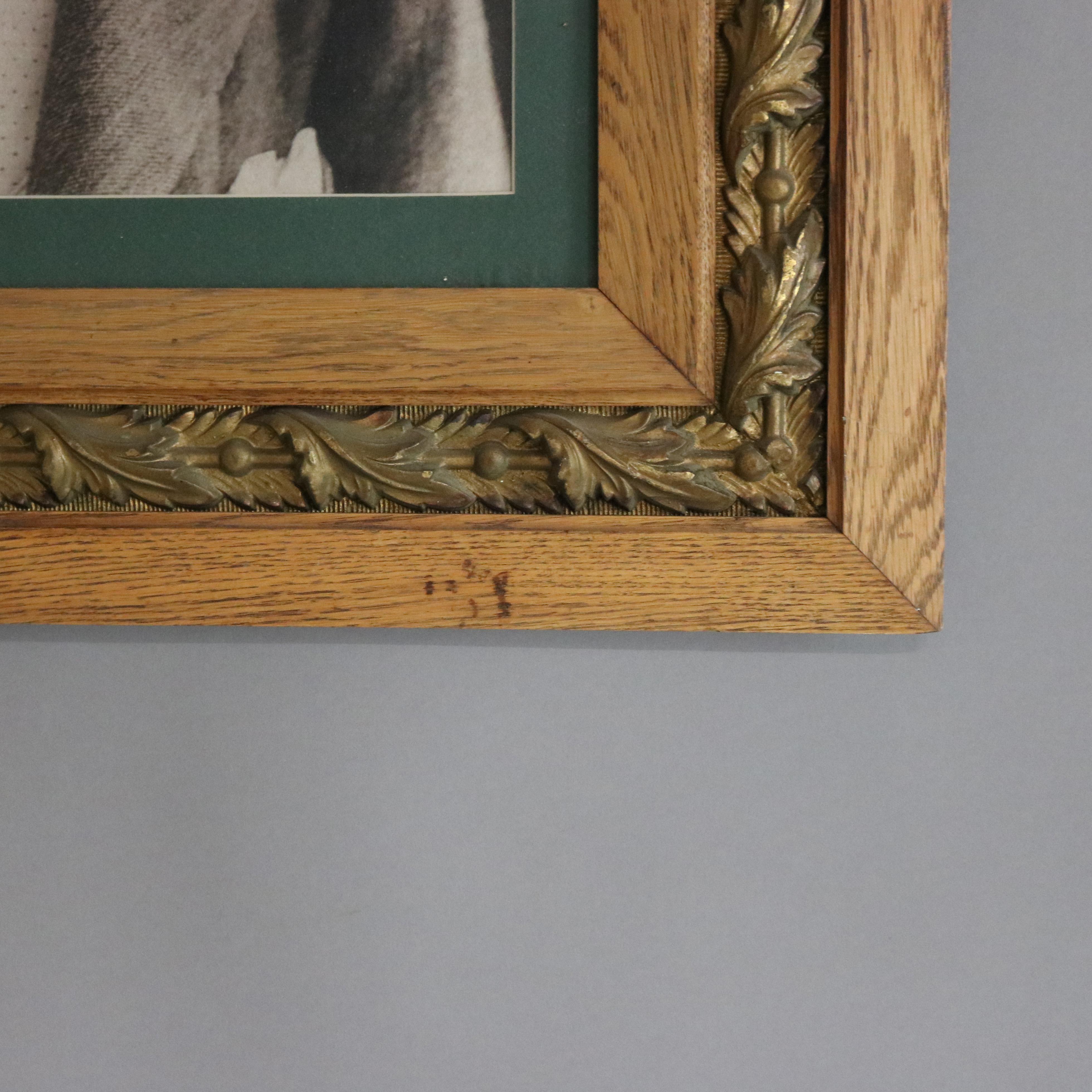 Gravure ancienne d'un portrait d'homme dans un cadre en Oak et feuille d'or C1890 en vente 3