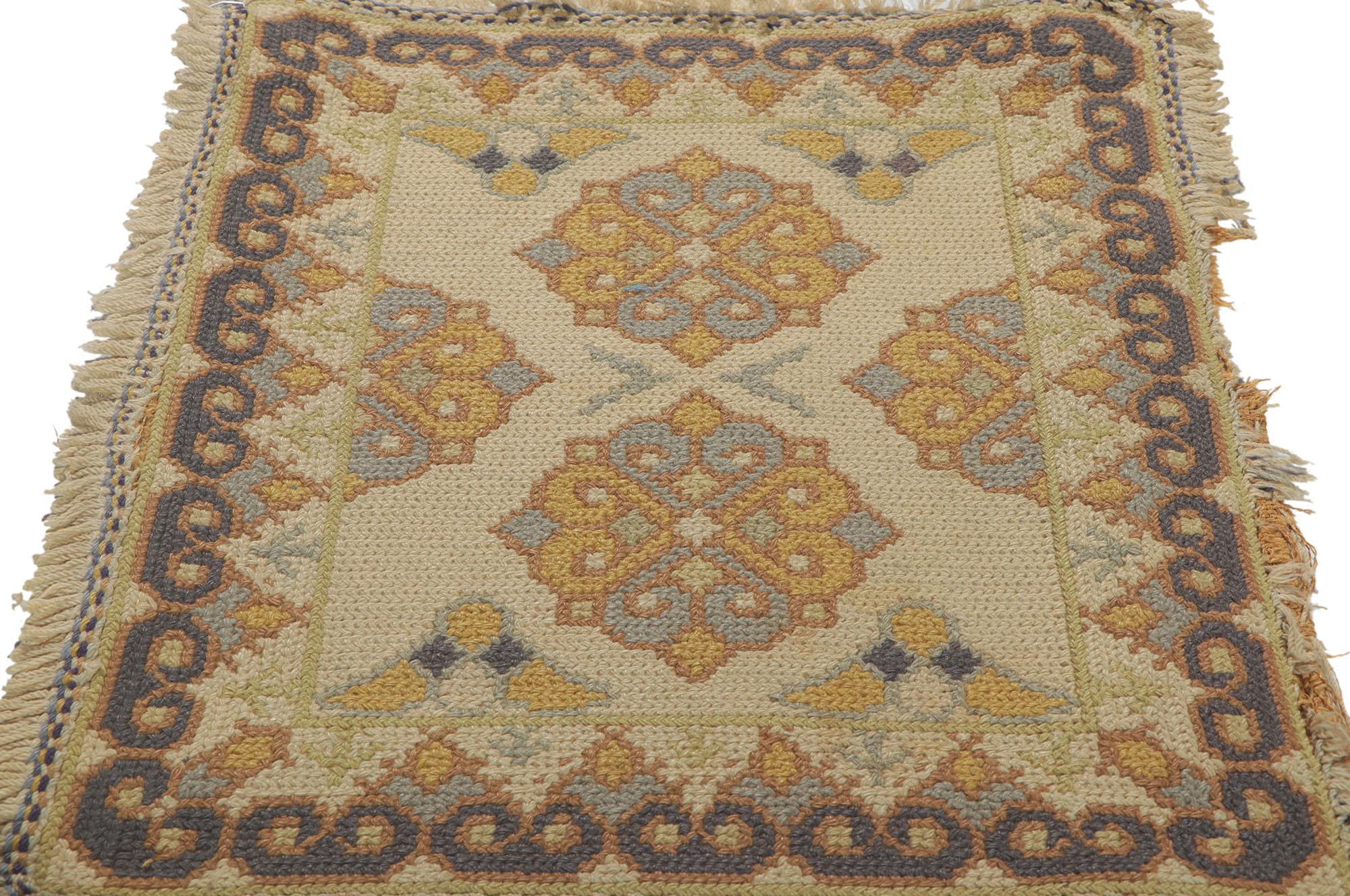 Antigua alfombra portuguesa de punto de aguja Arraiolos Portugués en venta