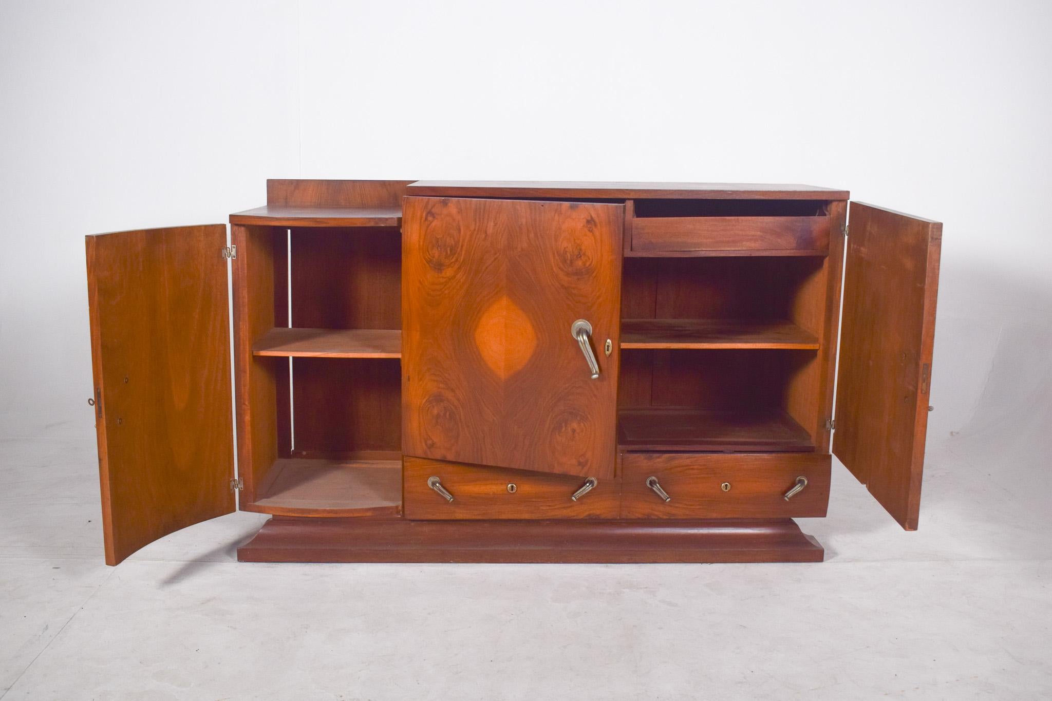 Buffet ancien portugais Art Deco. en vente 1