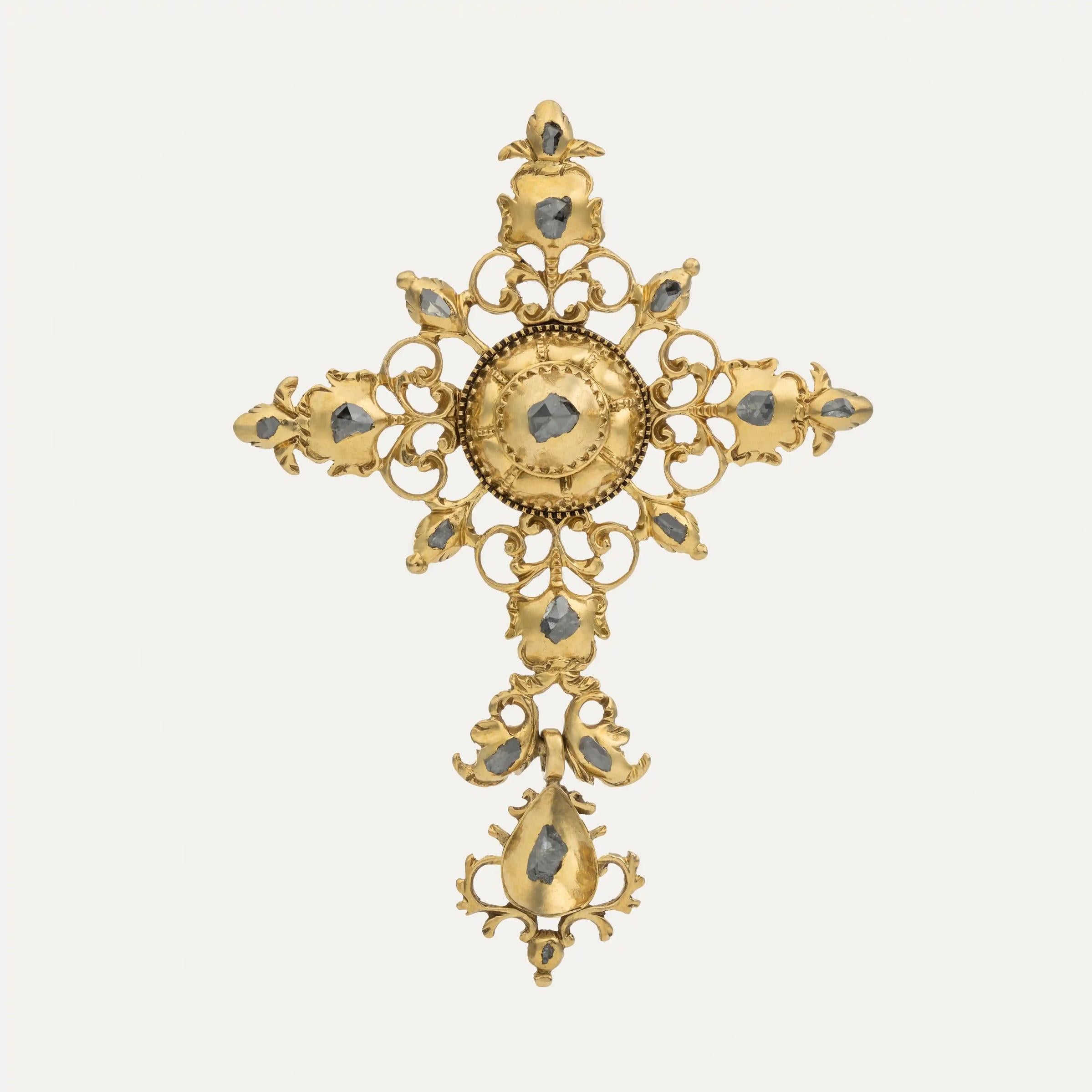 Antico ciondolo a croce barocco portoghese in oro e diamanti, XVII-XVIII secolo in vendita 2