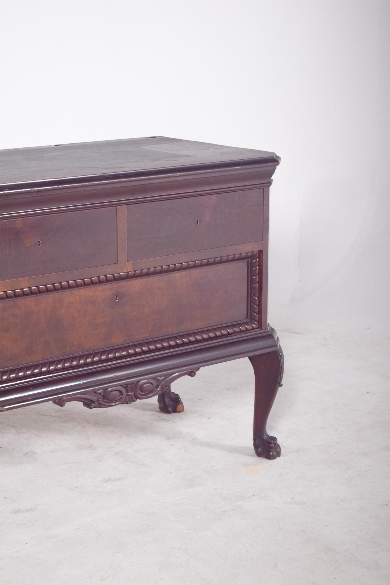 Antique Portuguese Half Chest of Drawers In Good Condition For Sale In Lisboa, Lisboa