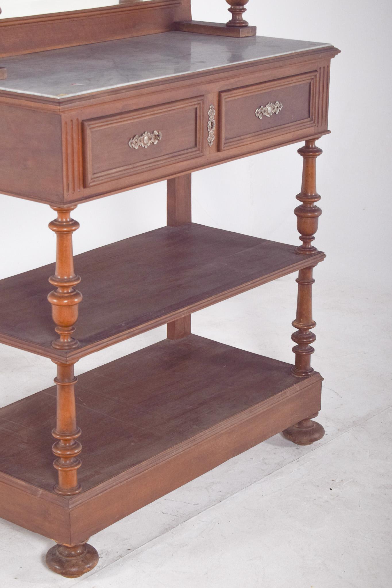 Ancien cabinet de sculpture portugais de style Henry II en vente 2