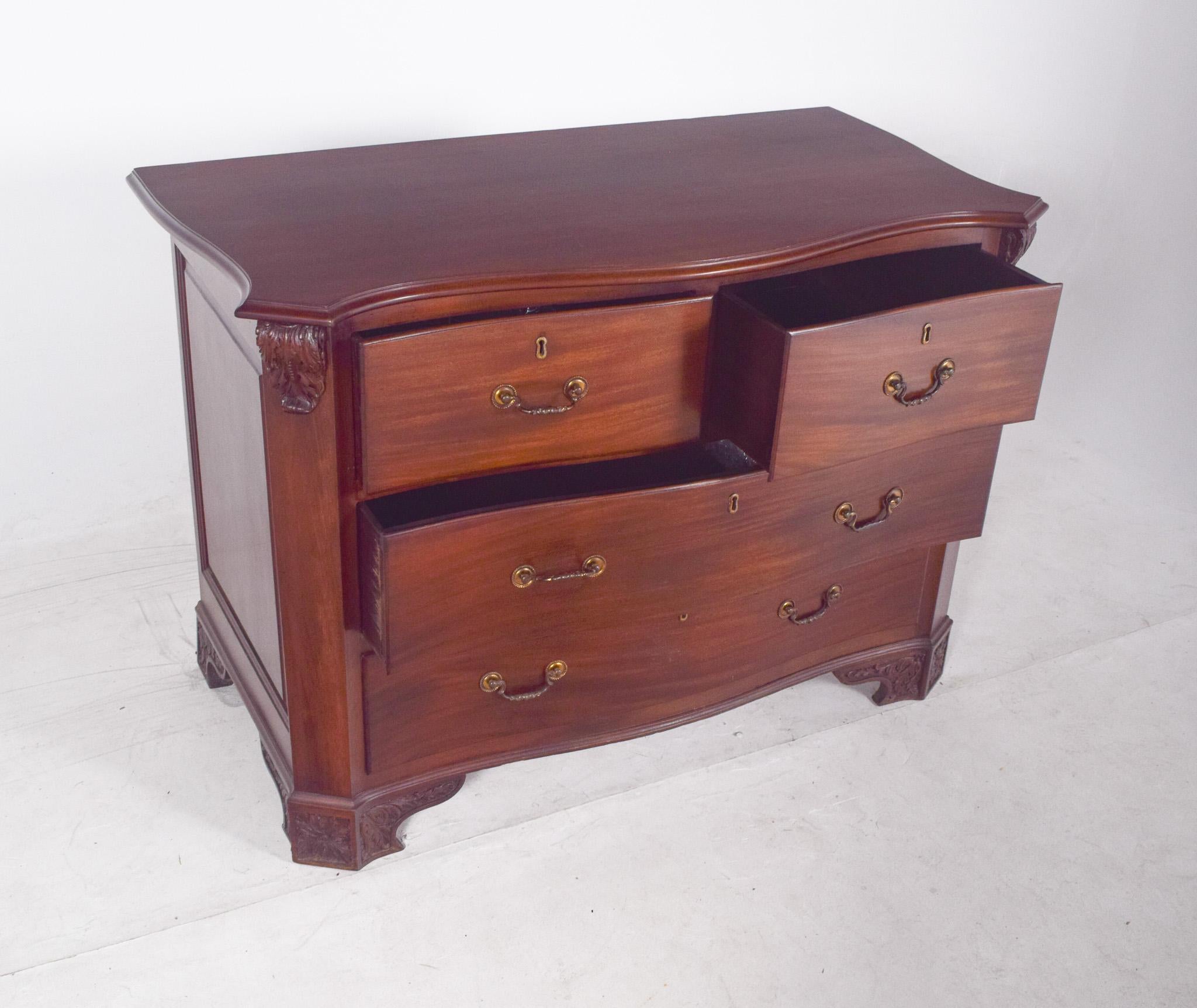 Commode ancienne en acajou portugais en vente 3