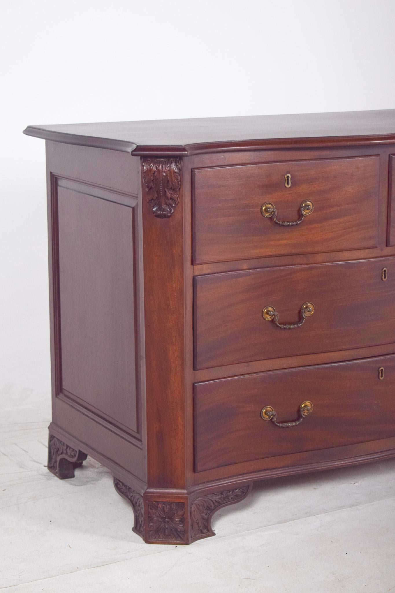 Autre Commode ancienne en acajou portugais en vente