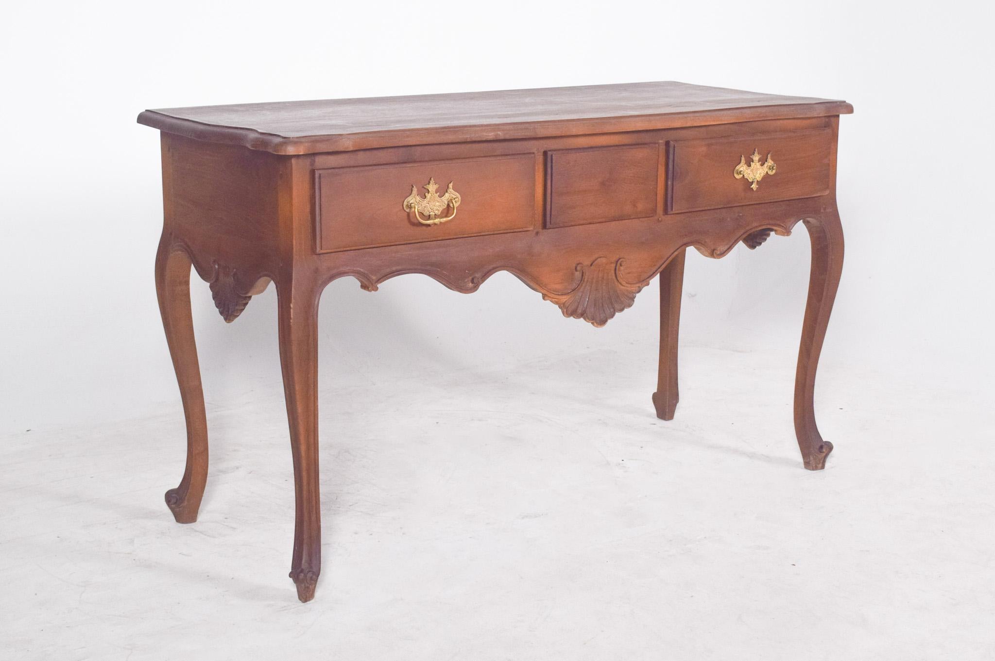 Antique Portuguese Oak Side Table with Three Drawers In Good Condition For Sale In Lisboa, Lisboa