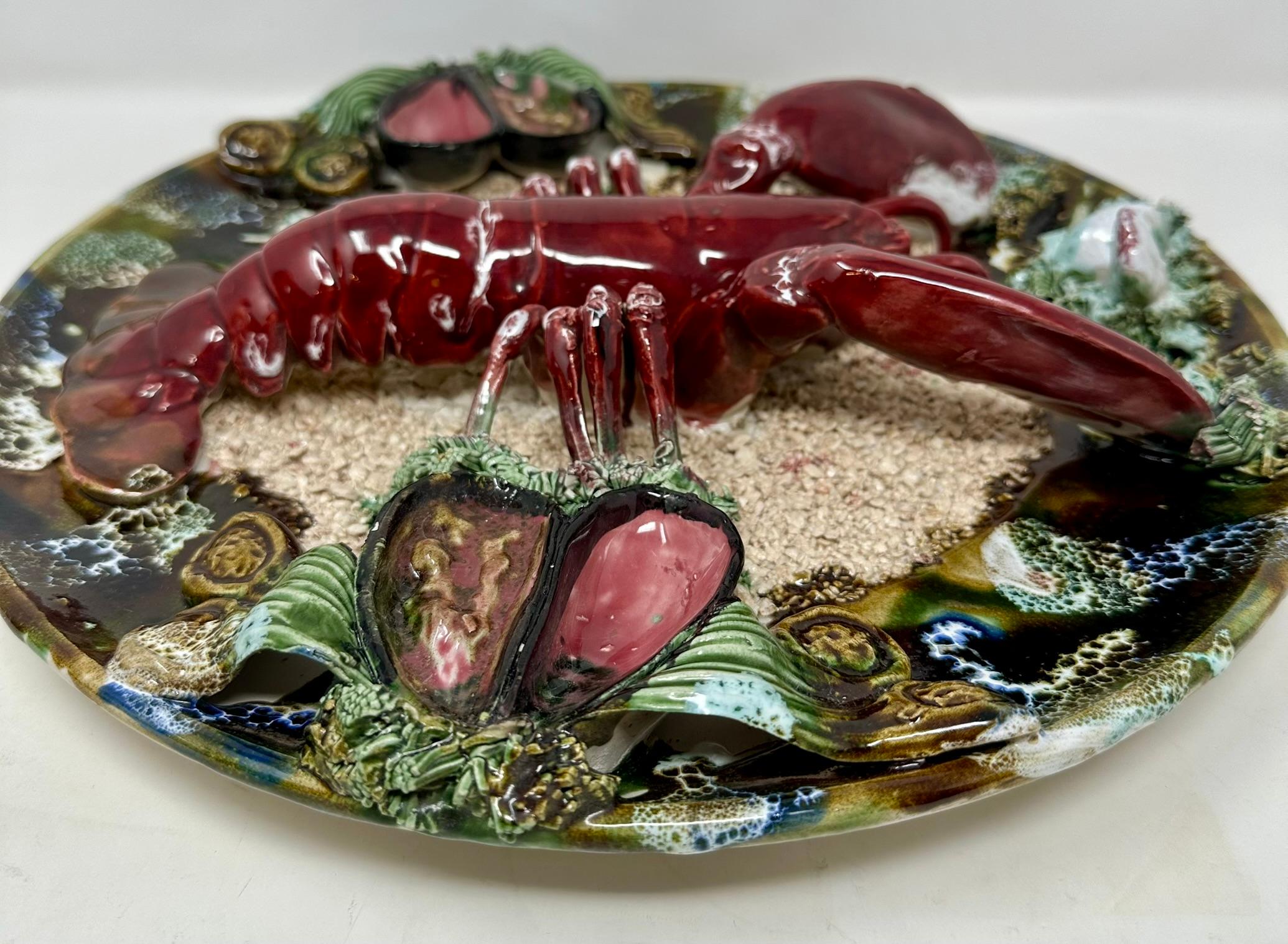 Antique Portuguese Palissy-Ware Pottery Lobster Seafood Plate, Circa 1950. In Good Condition For Sale In New Orleans, LA