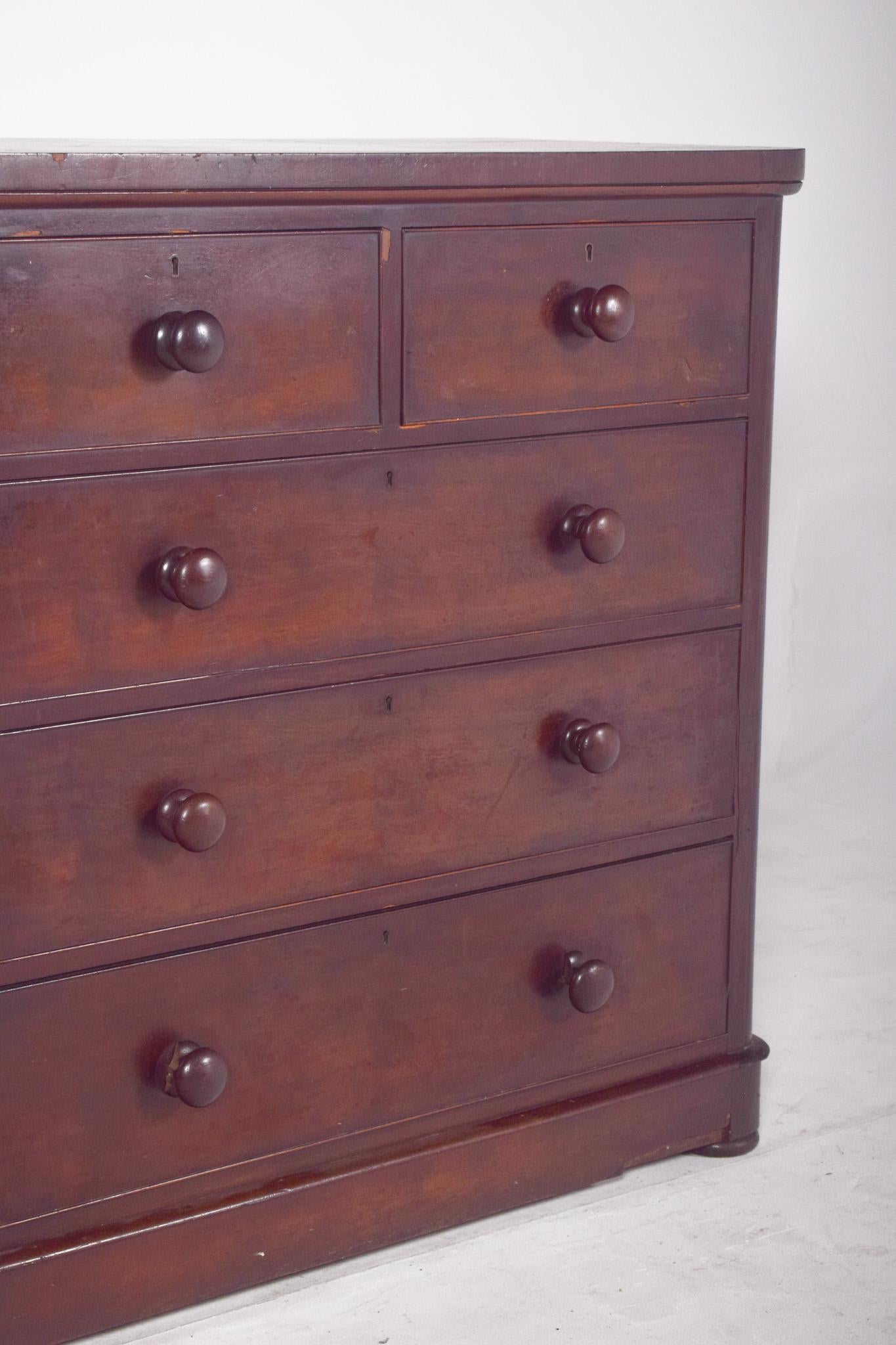 Wood Antique Portuguese Romantic Chest of Drawers For Sale