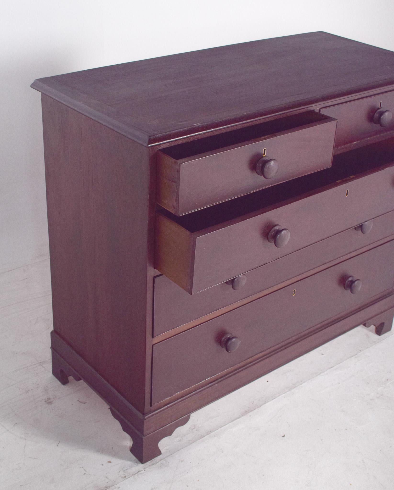 Antique Portuguese Romantic Chest of Drawers For Sale 3