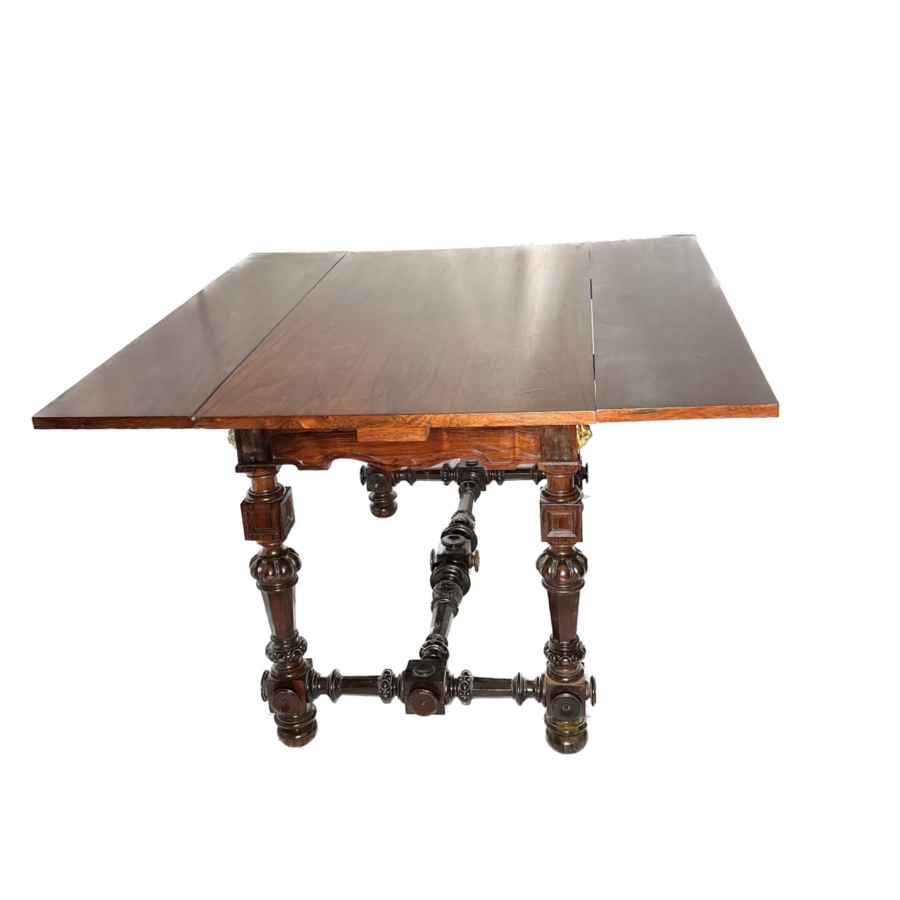 Antigua mesa portuguesa de palosanto con cajones
Esta mesa se abre hasta 48,5 pulgadas 
