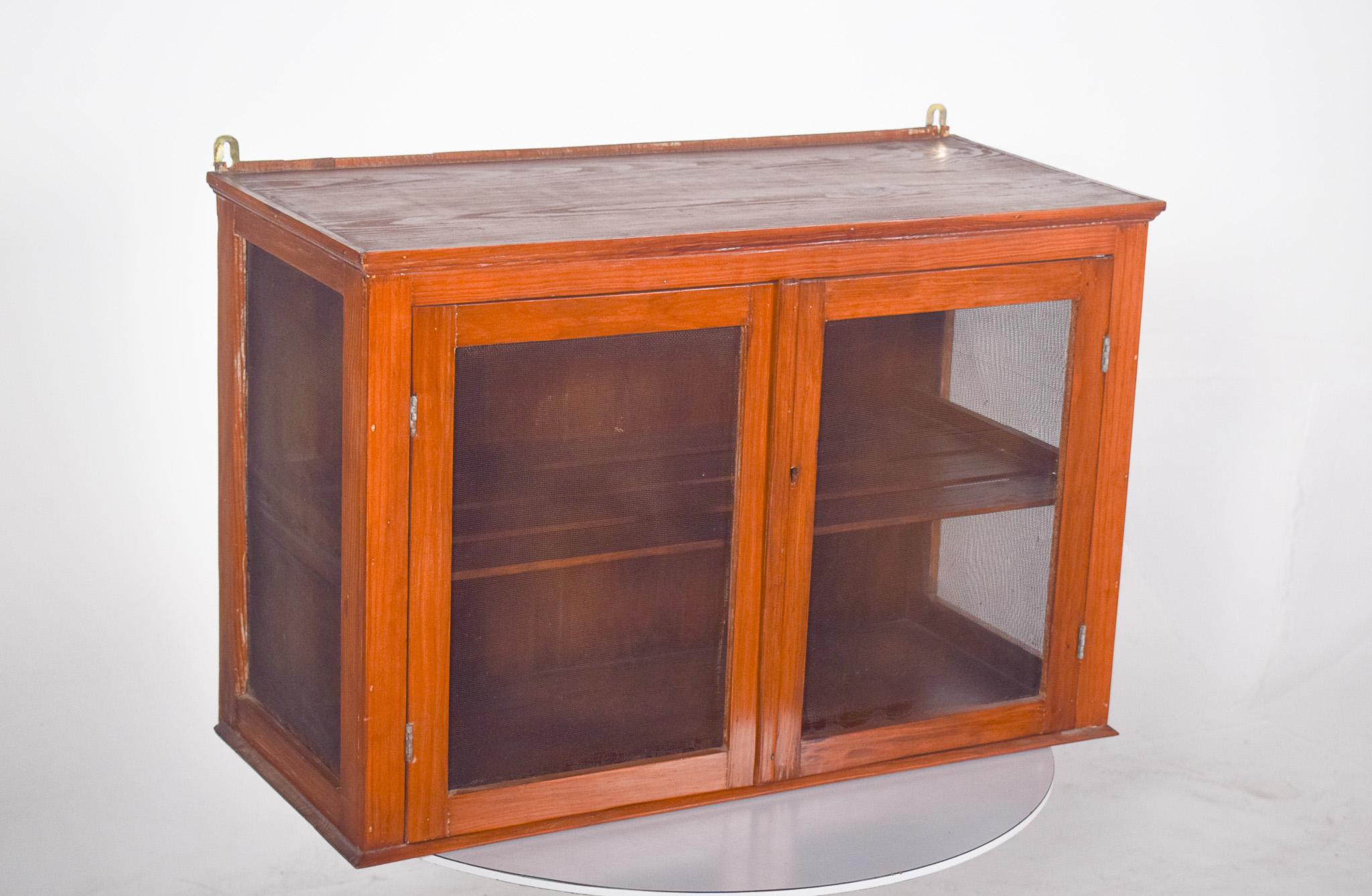 Antique Portuguese Rustic Wall Cabinet In Good Condition For Sale In Lisboa, Lisboa