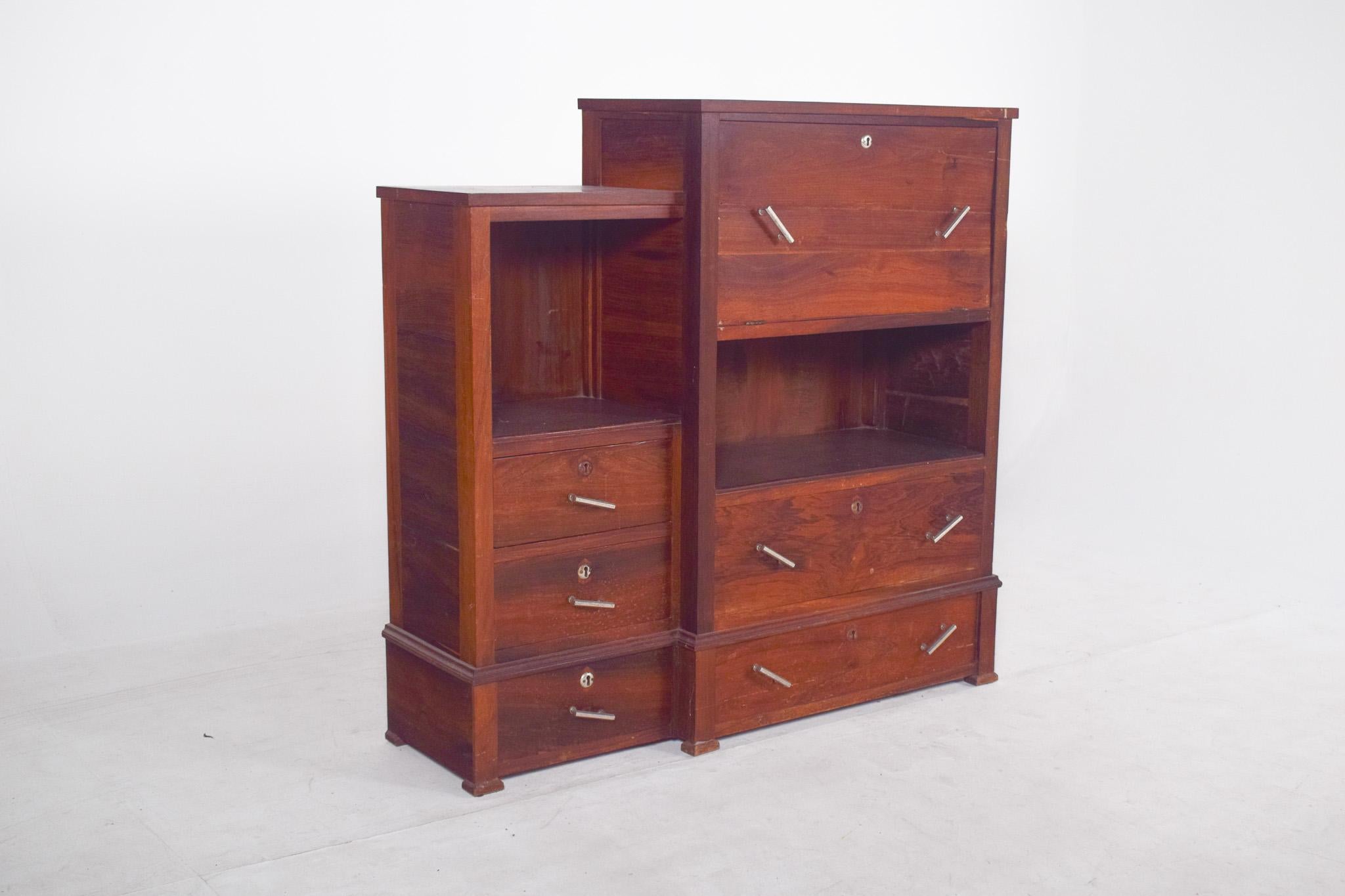 Moderne Ancienne armoire haute portugaise en vente