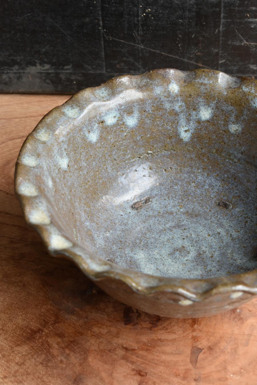 Glazed Antique pottery bowl from Kumamoto, Japan / Shodai ware / Edo / 18-19 thcentury For Sale