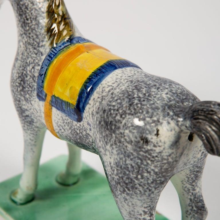Antique Pottery Horse Made in England at St. Anthony's Pottery, circa 1800-1810 In Excellent Condition For Sale In Katonah, NY