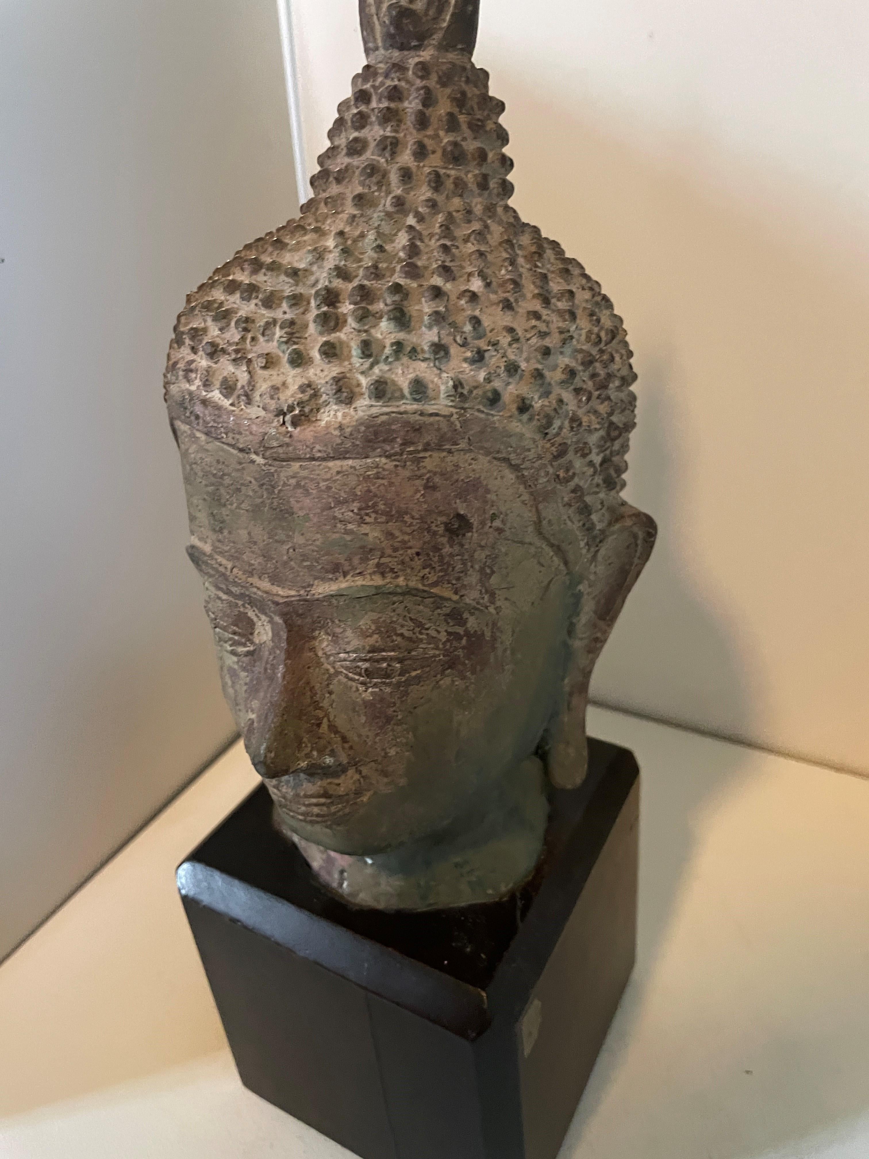 Antikes Keramikmodell eines Buddha-Kopfs aus Keramik im Angebot 1